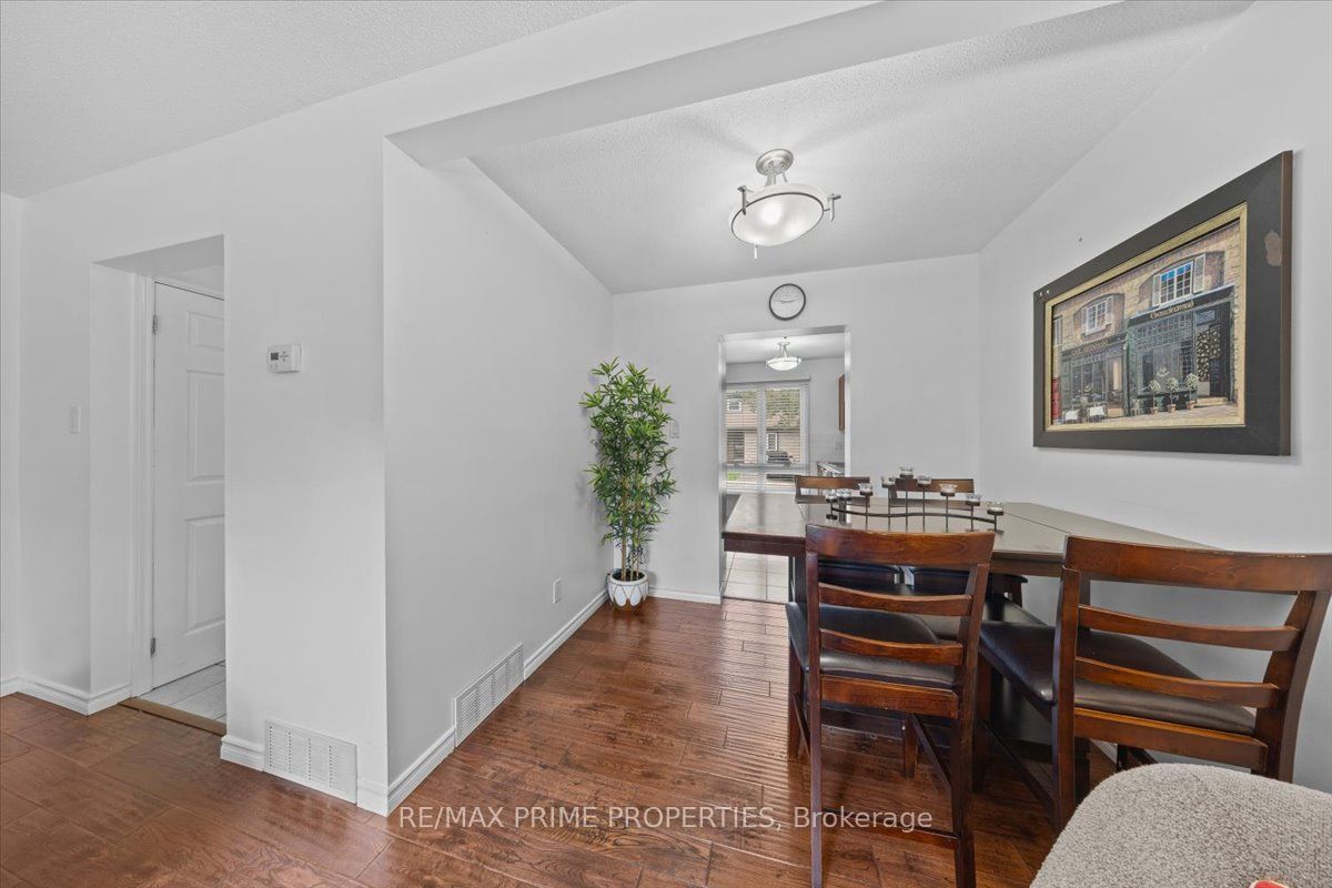 6252 Castille Court 29 Property Photo 10