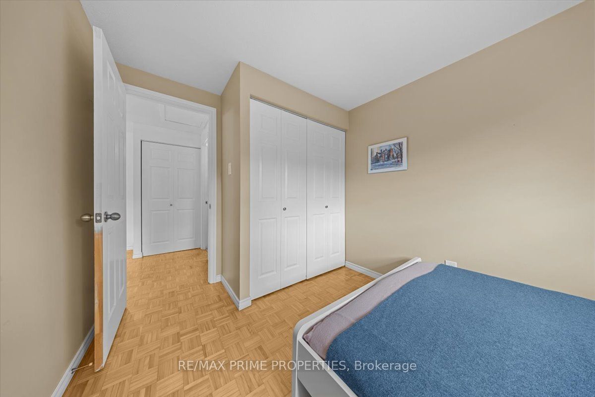 6252 Castille Court 29 Property Photo 23