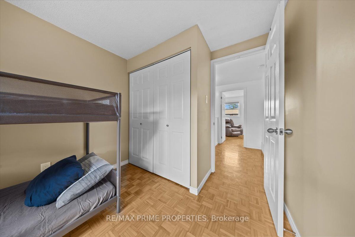 6252 Castille Court 29 Property Photo 25