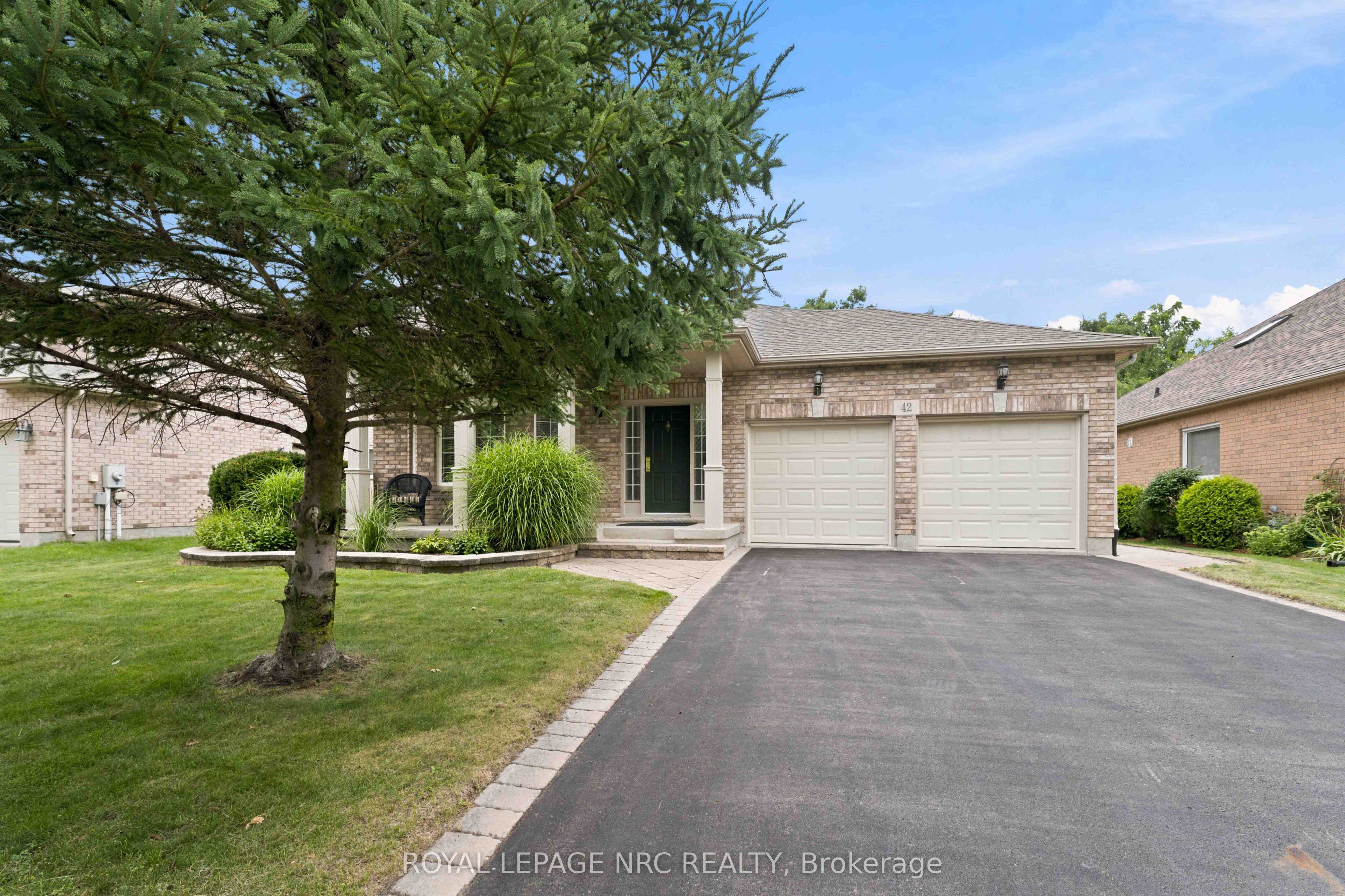42 Loretta Drive Property Photo 1
