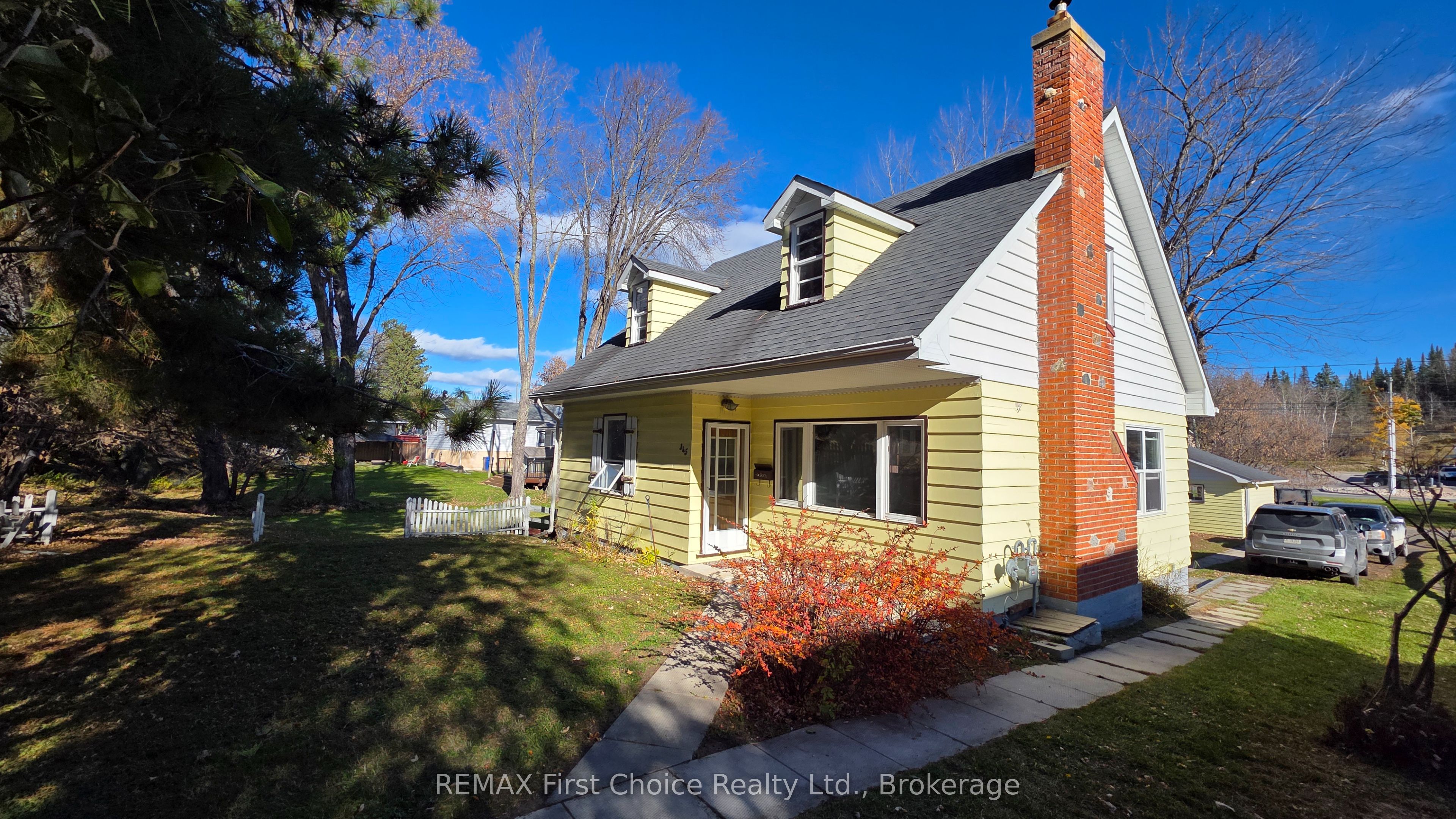345 8th Ave Avenue S Property Photo 1