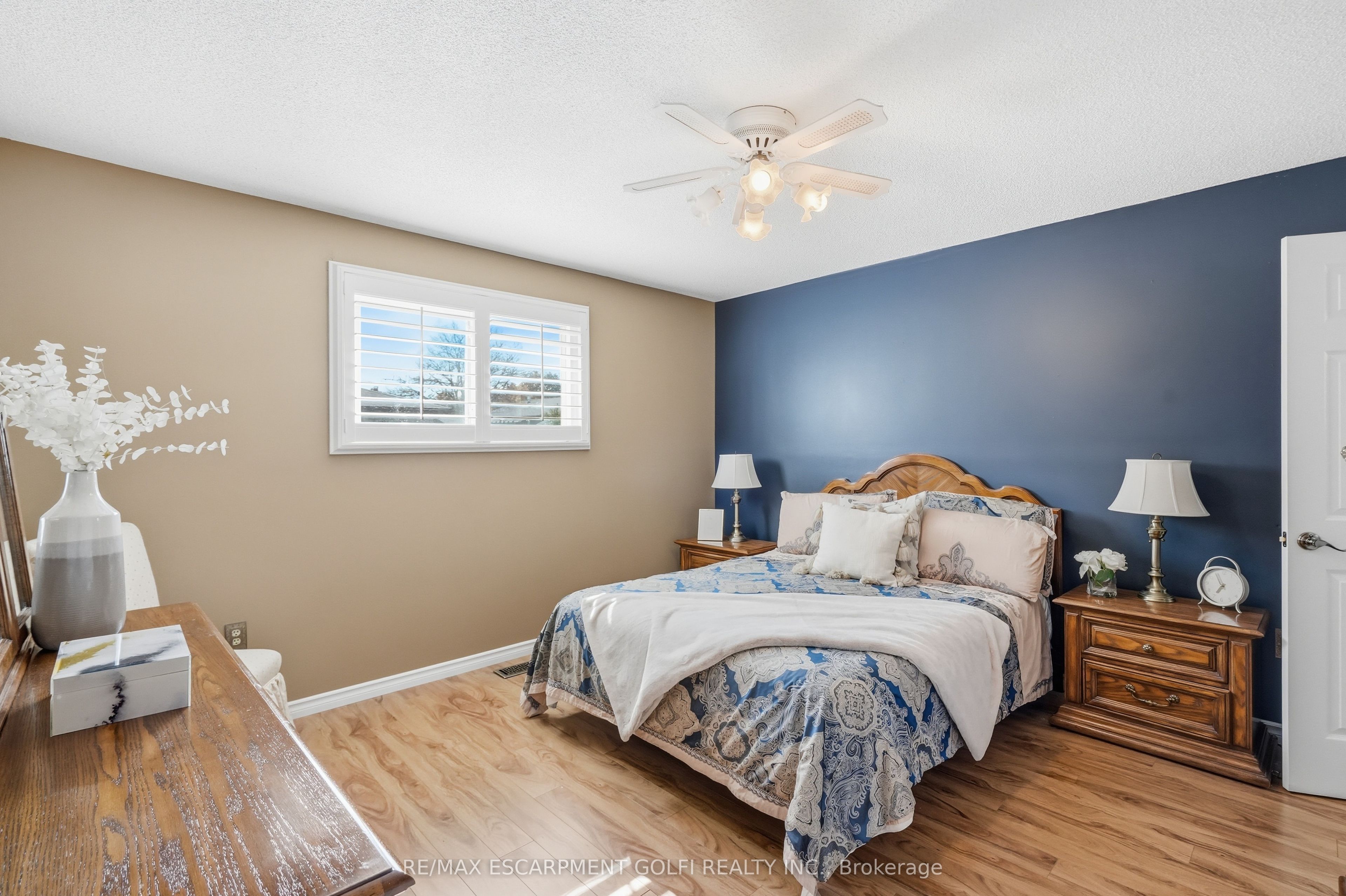 99 Lynden Hill Crescent Property Photo 16