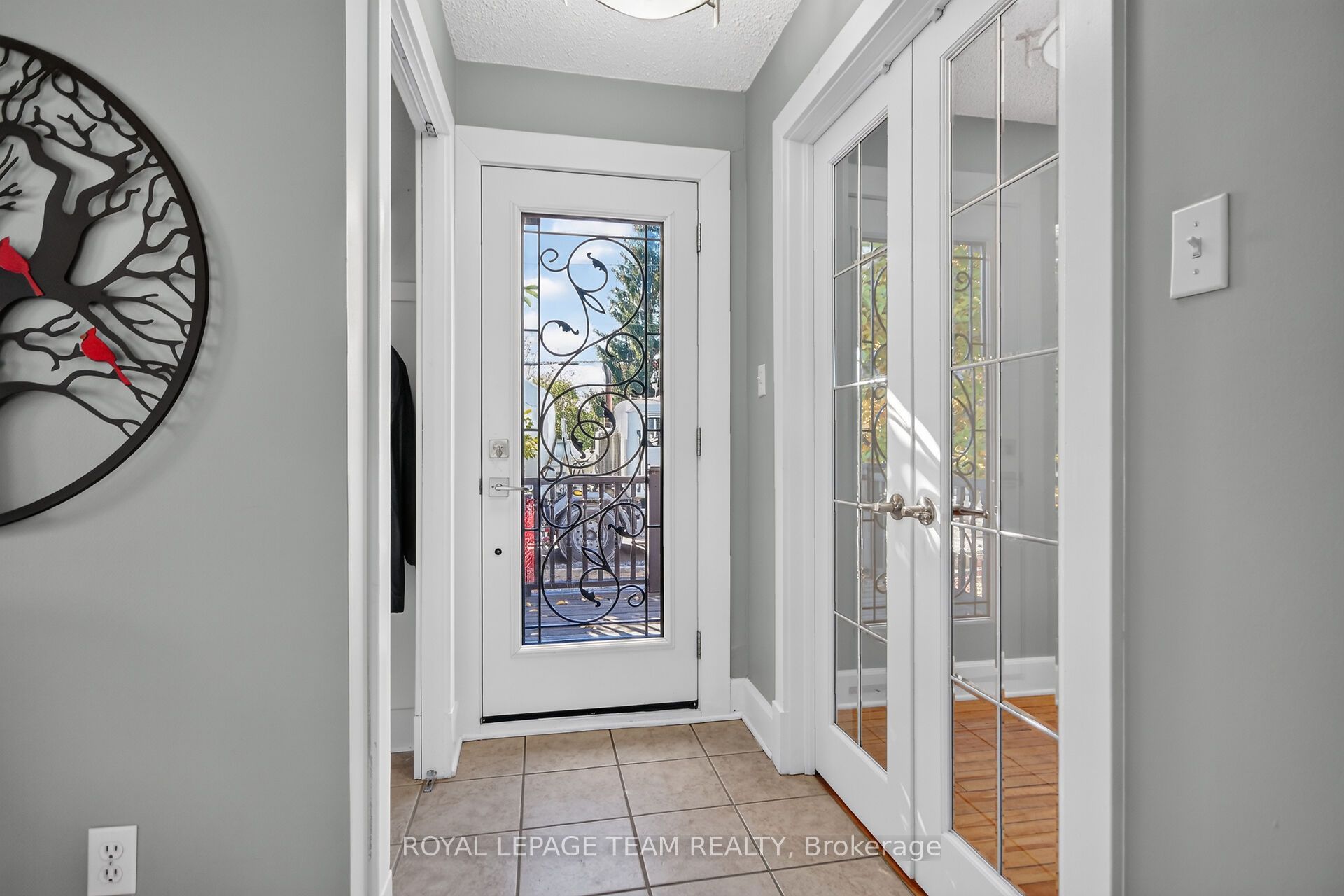 3475 Mcbean Street Property Photo 4