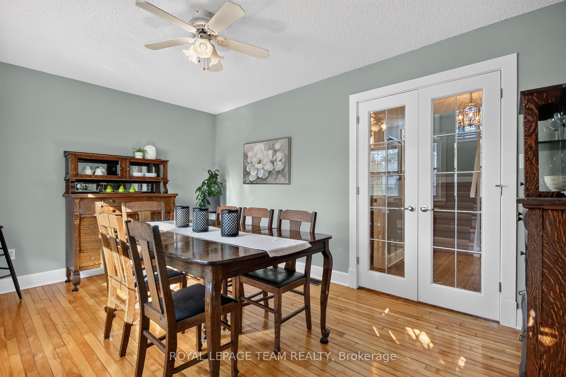 3475 Mcbean Street Property Photo 10