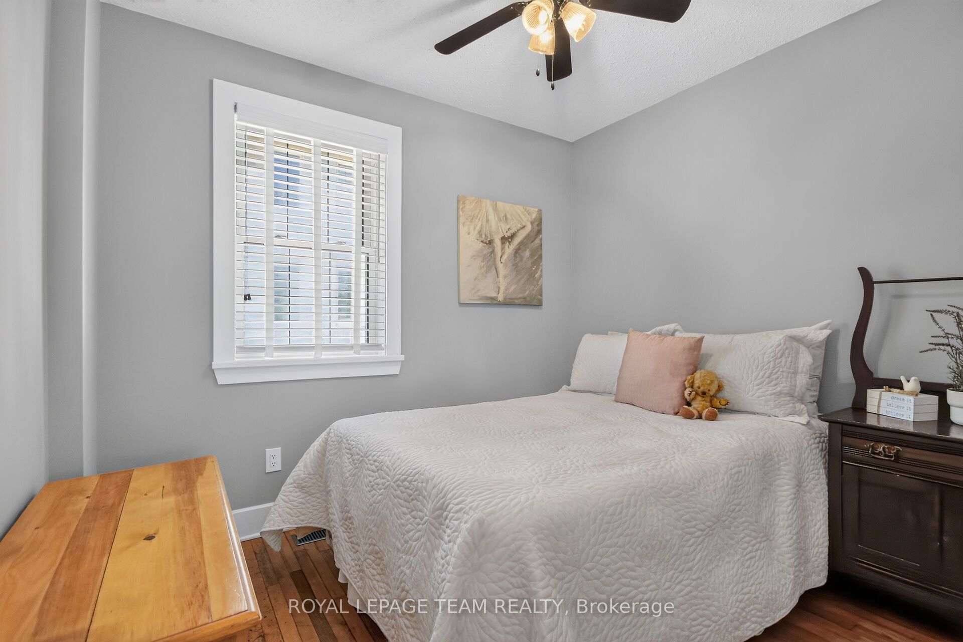 3475 Mcbean Street Property Photo 16