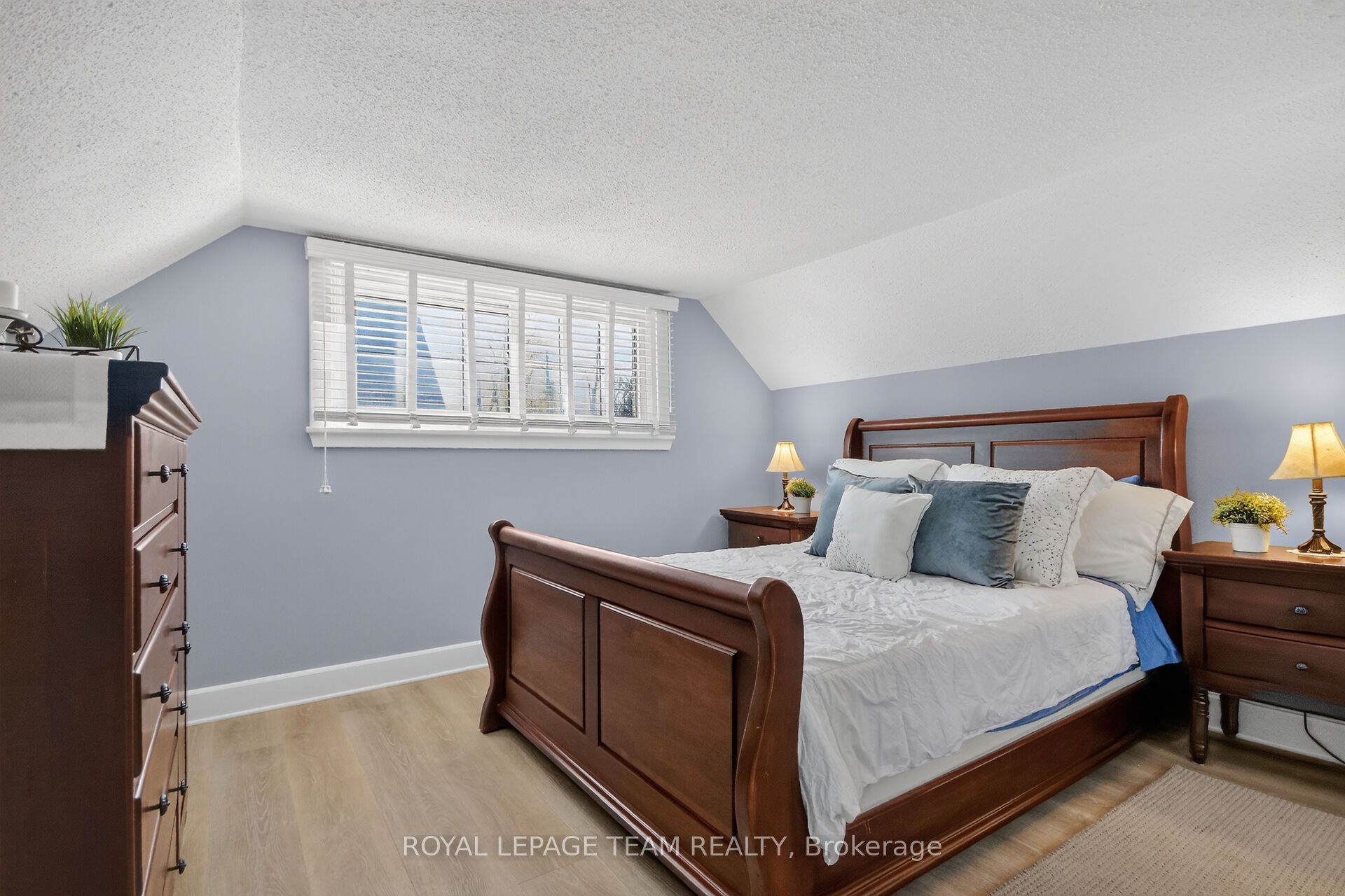 3475 Mcbean Street Property Photo 18