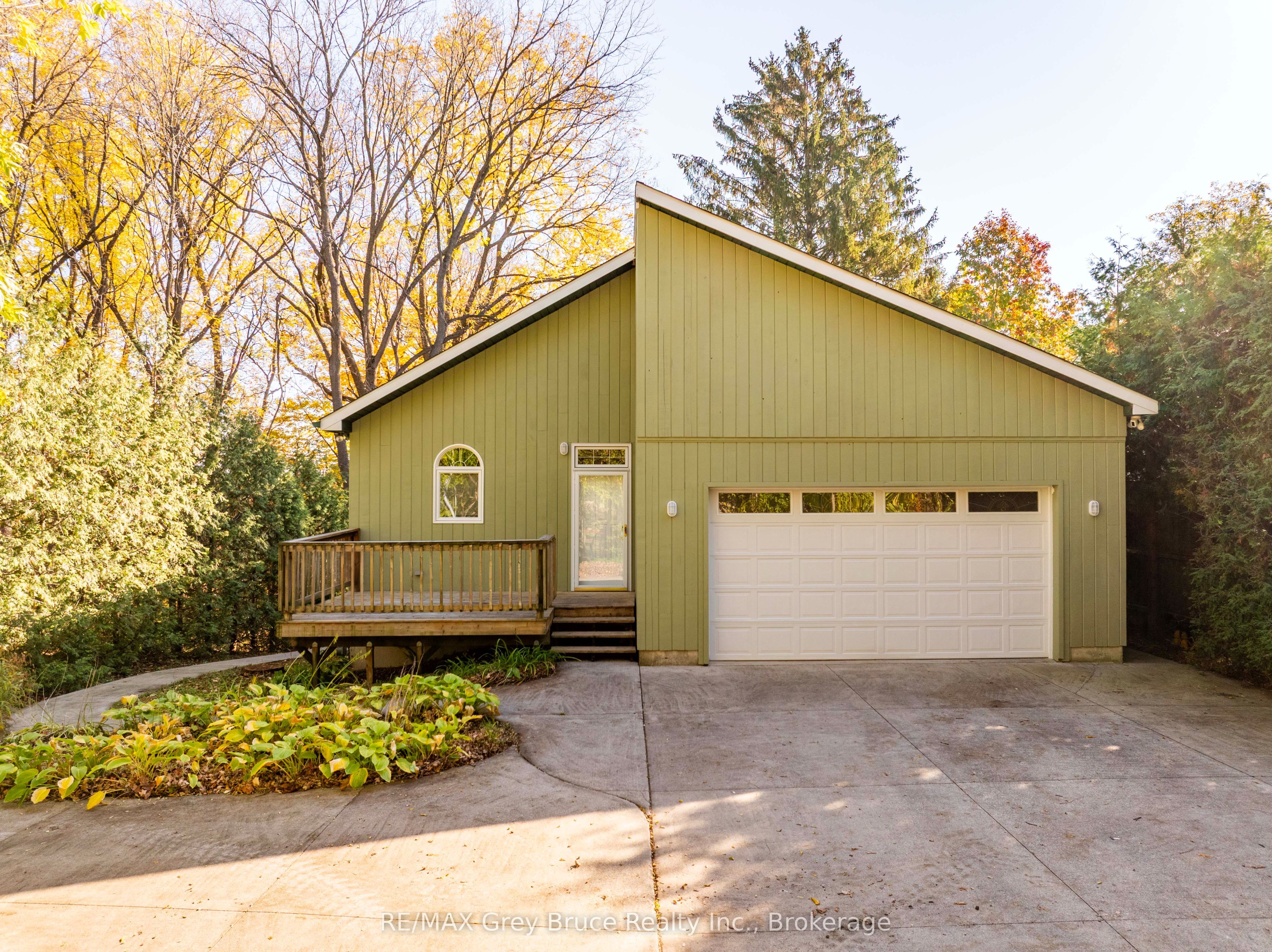 2353 5th Avenue W Property Photo 1