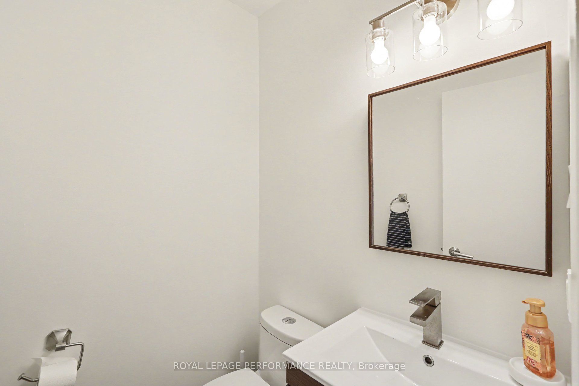 1730 Winter Rose Lane 23 Property Photo 15