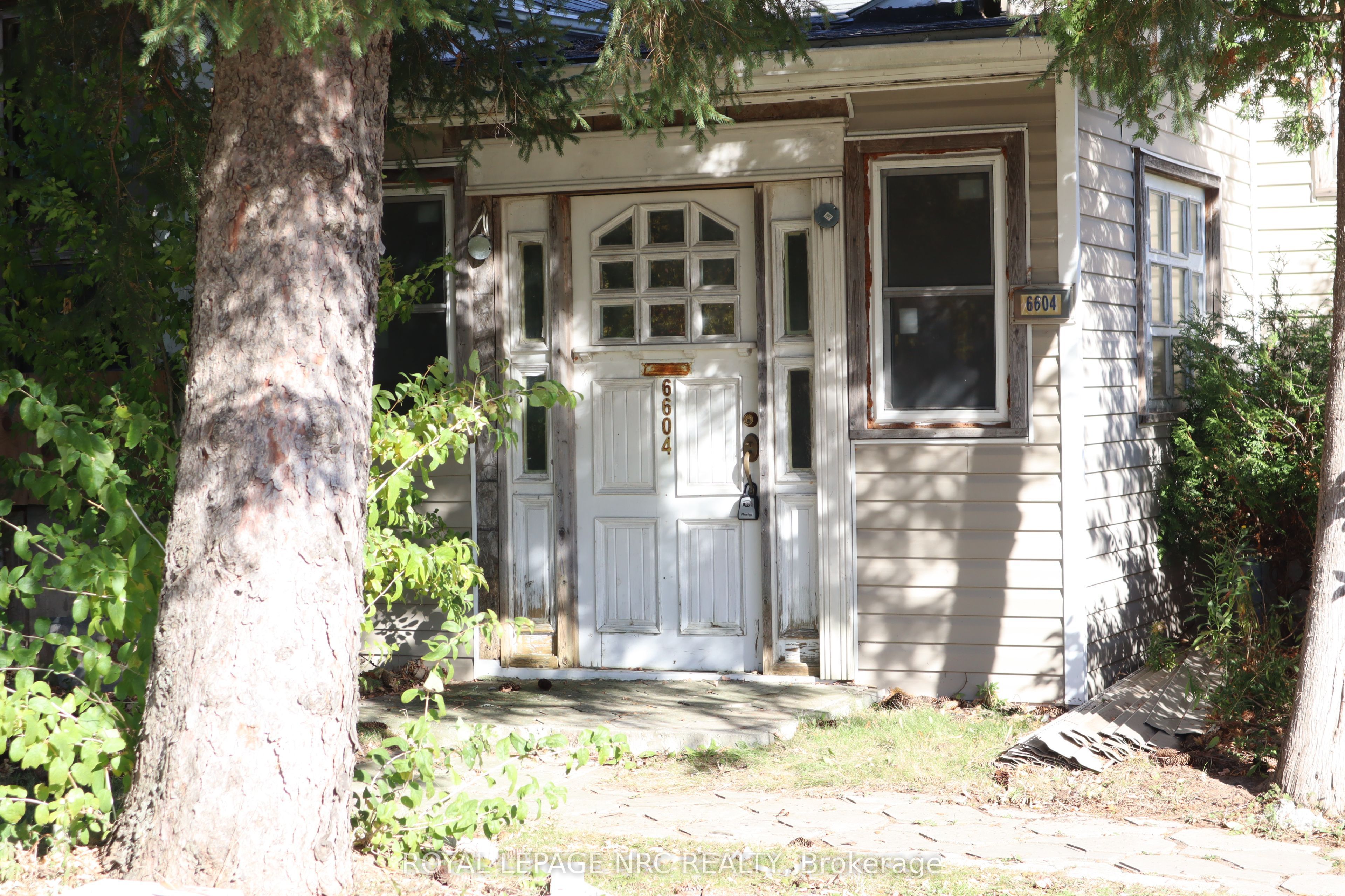 6604 Montrose Road Property Photo 1