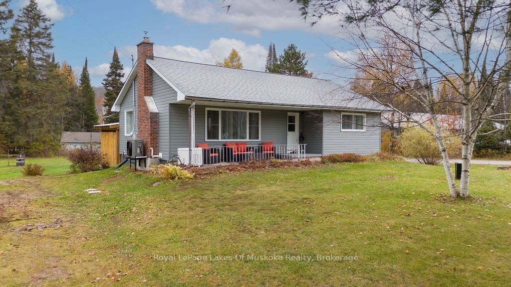 8 Horseshoe Lane Property Photo 1