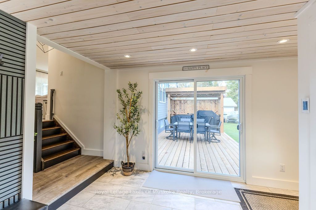 8 Horseshoe Lane Property Photo 5