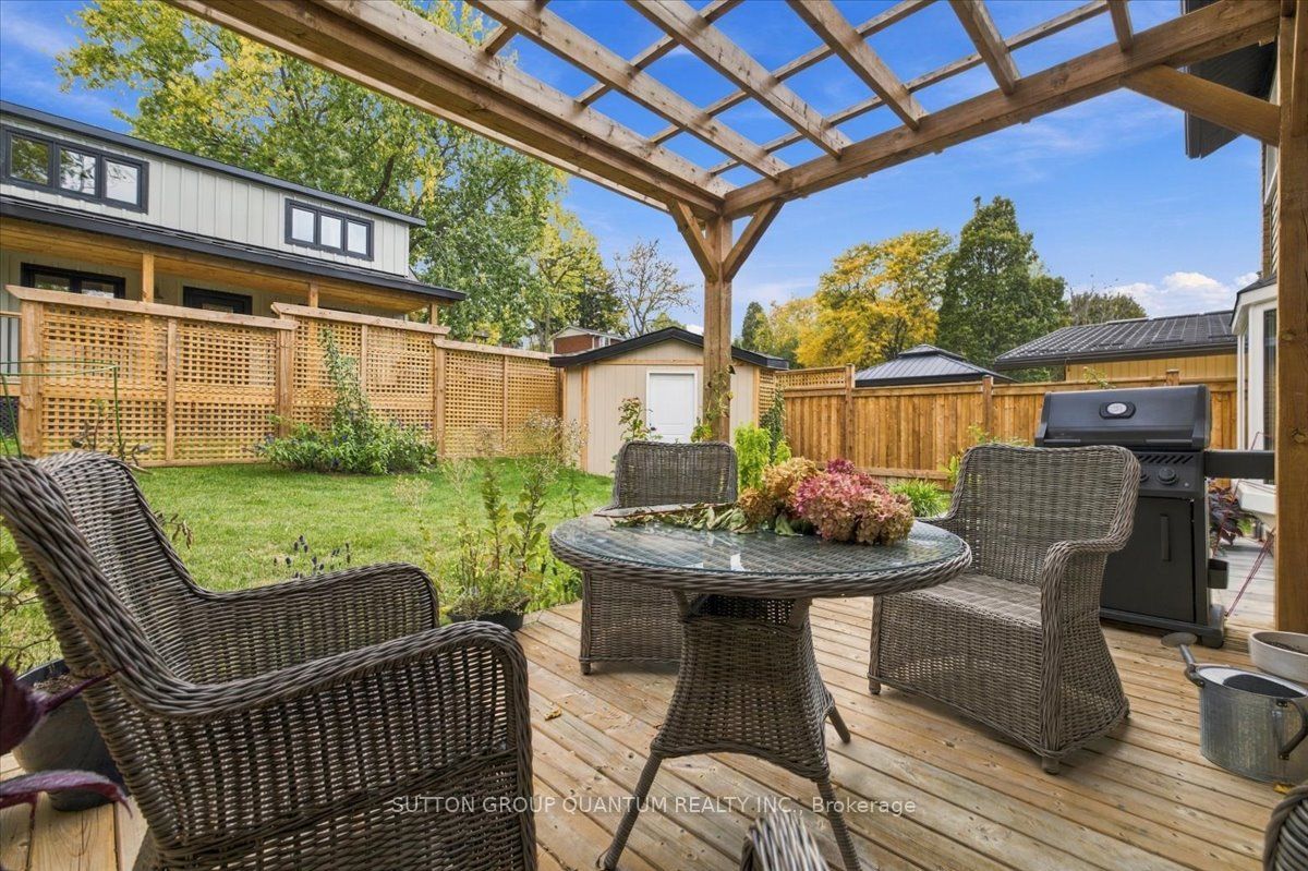 18 Pleasant Avenue Property Photo 18