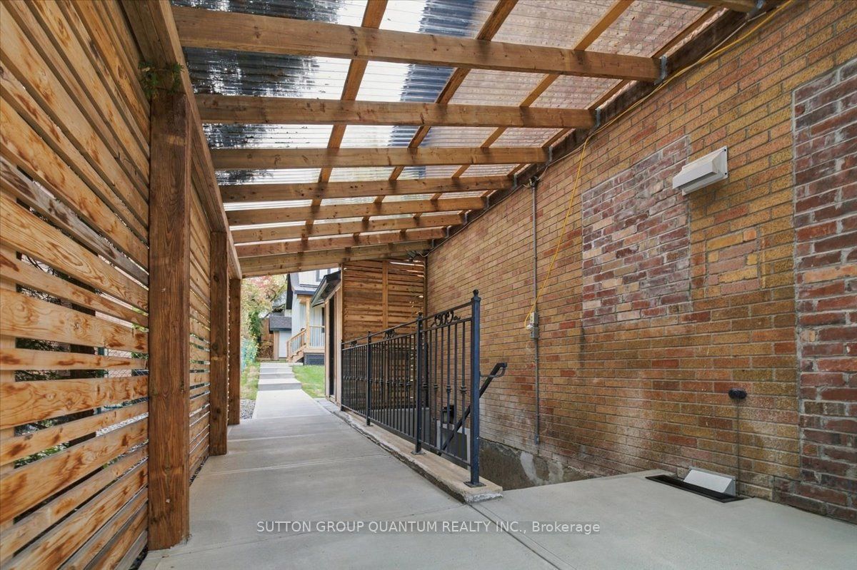 18 Pleasant Avenue Property Photo 19