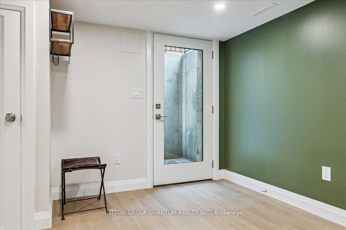 18 Pleasant Avenue Property Photo 20