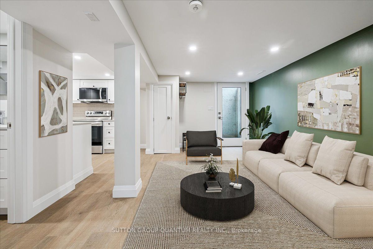 18 Pleasant Avenue Property Photo 23
