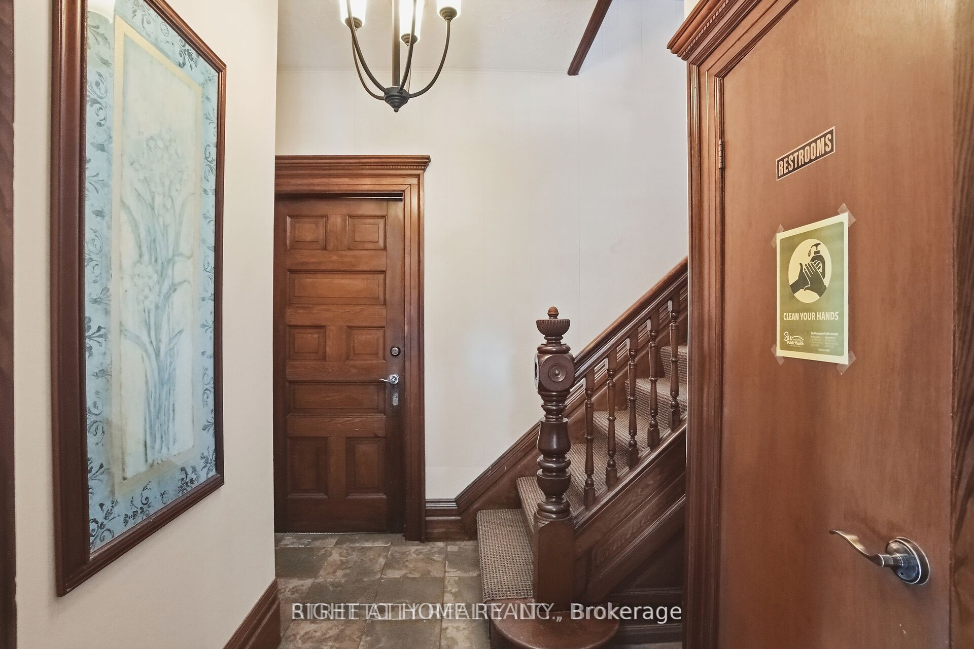 24 Hincks Street Property Photo 6