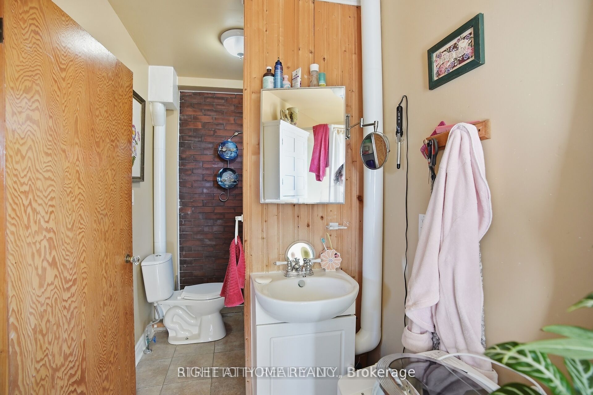 24 Hincks Street Property Photo 14