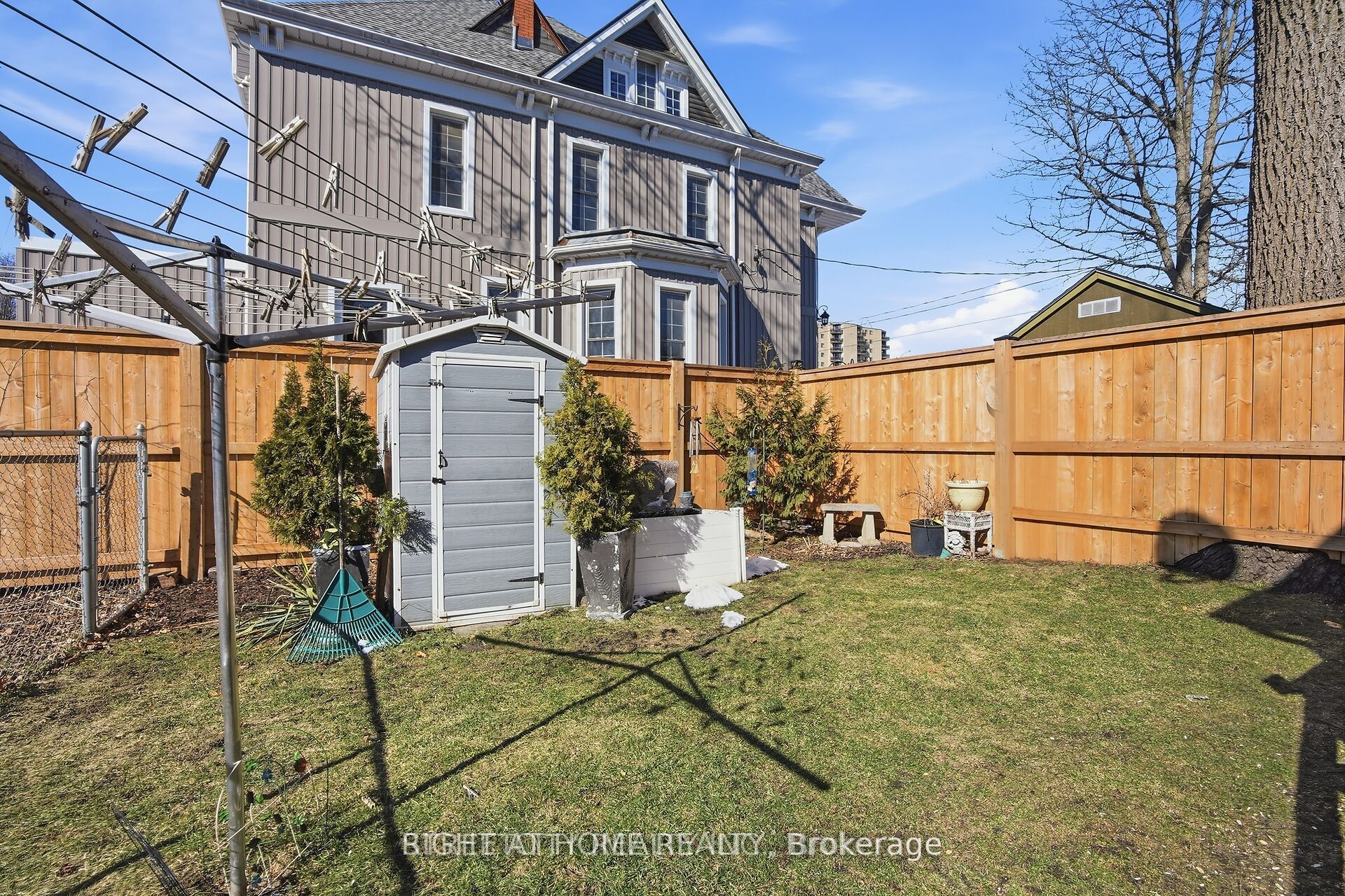 24 Hincks Street Property Photo 19