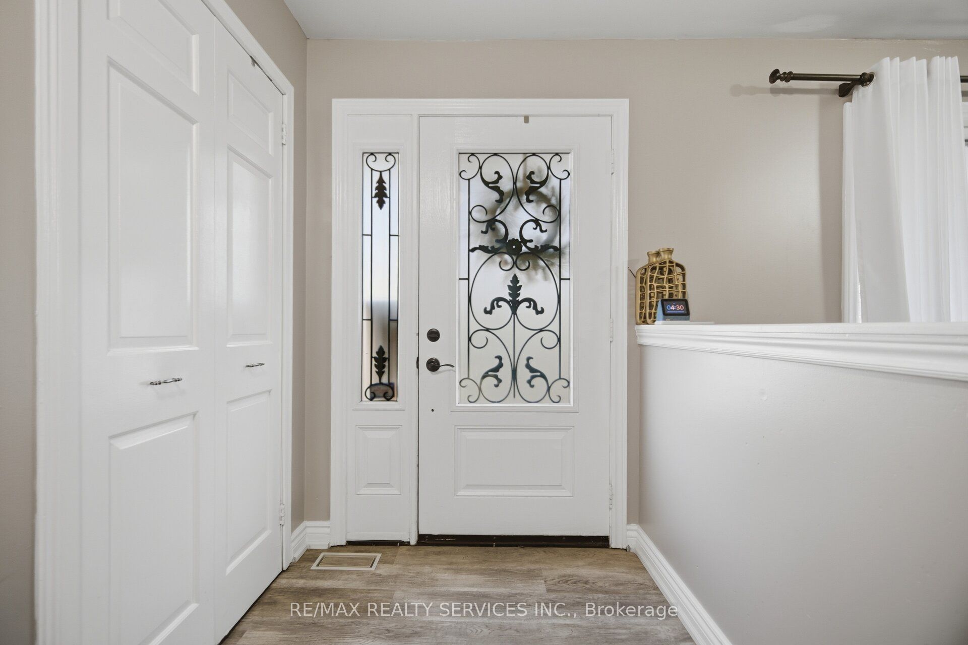 207117 Highway 9 Property Photo 8