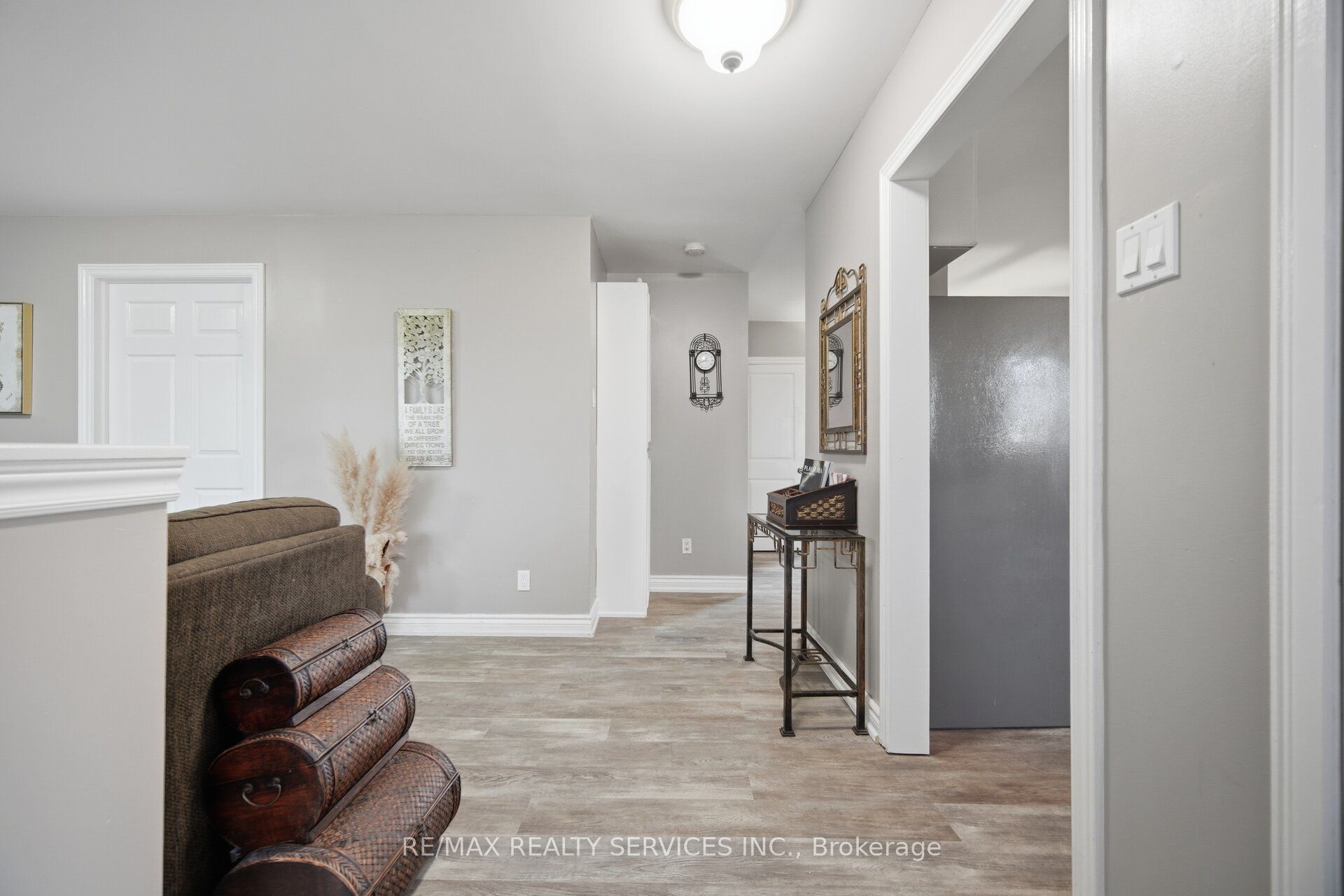 207117 Highway 9 Property Photo 9