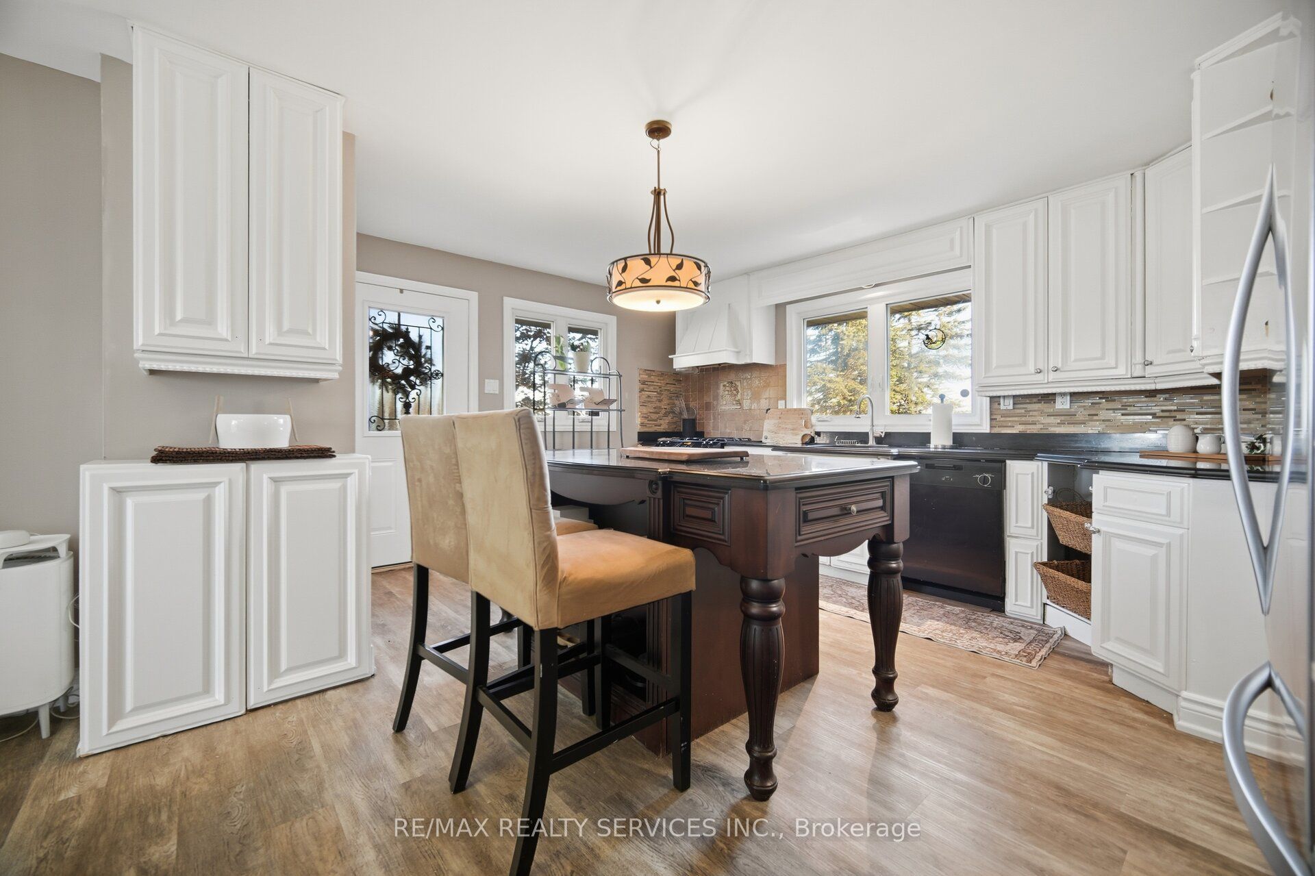 207117 Highway 9 Property Photo 15