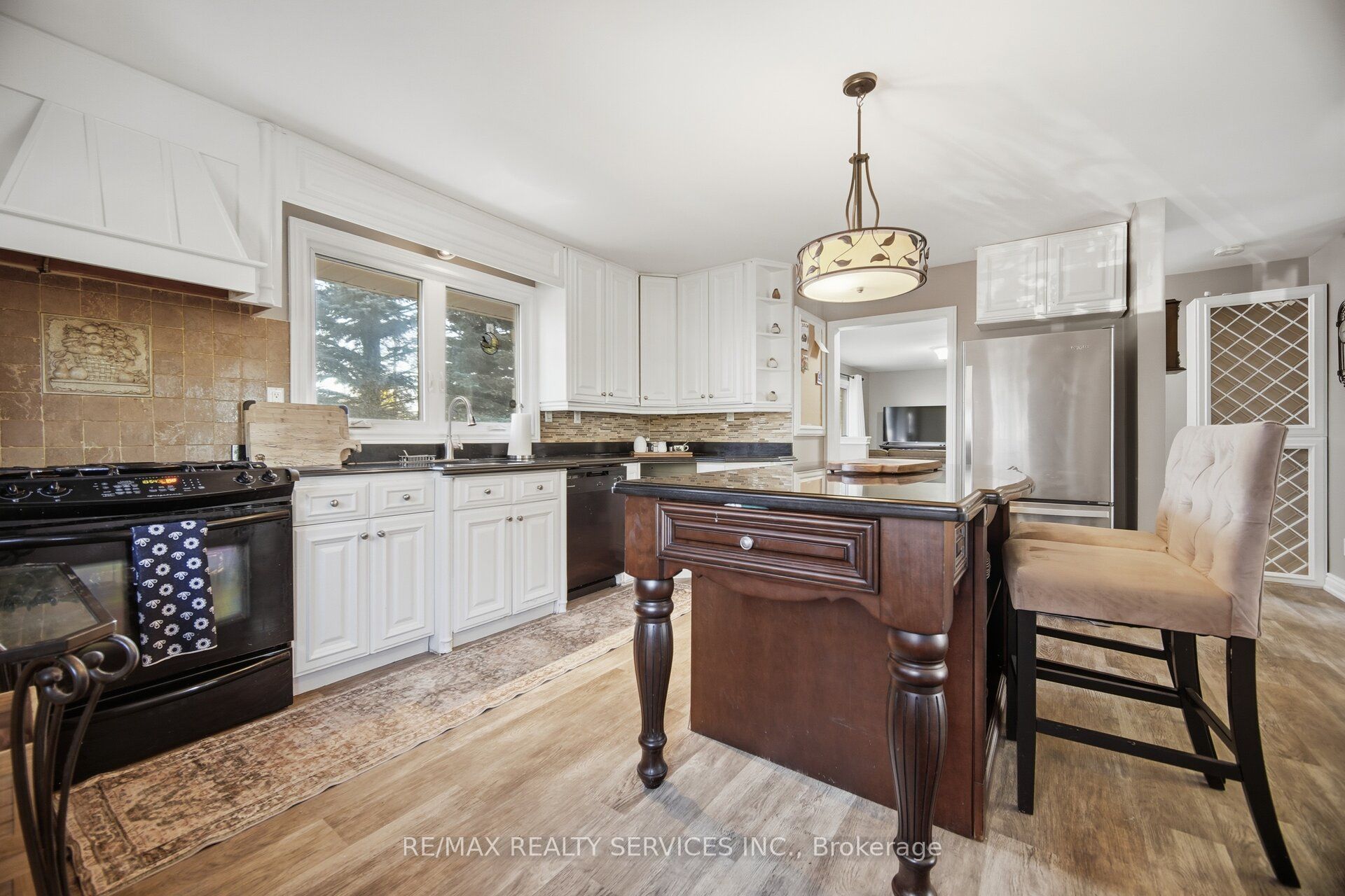 207117 Highway 9 Property Photo 16