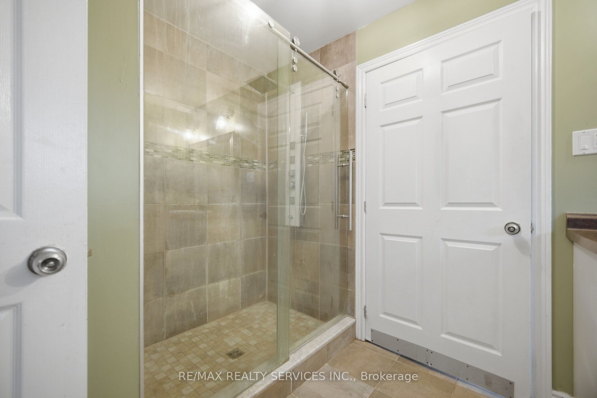 207117 Highway 9 Property Photo 25