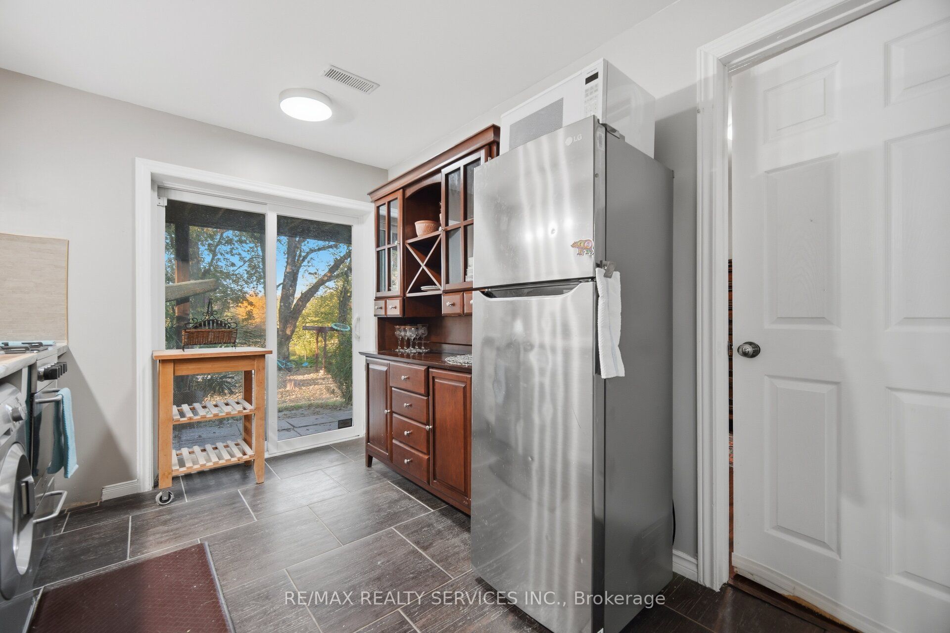 207117 Highway 9 Property Photo 42