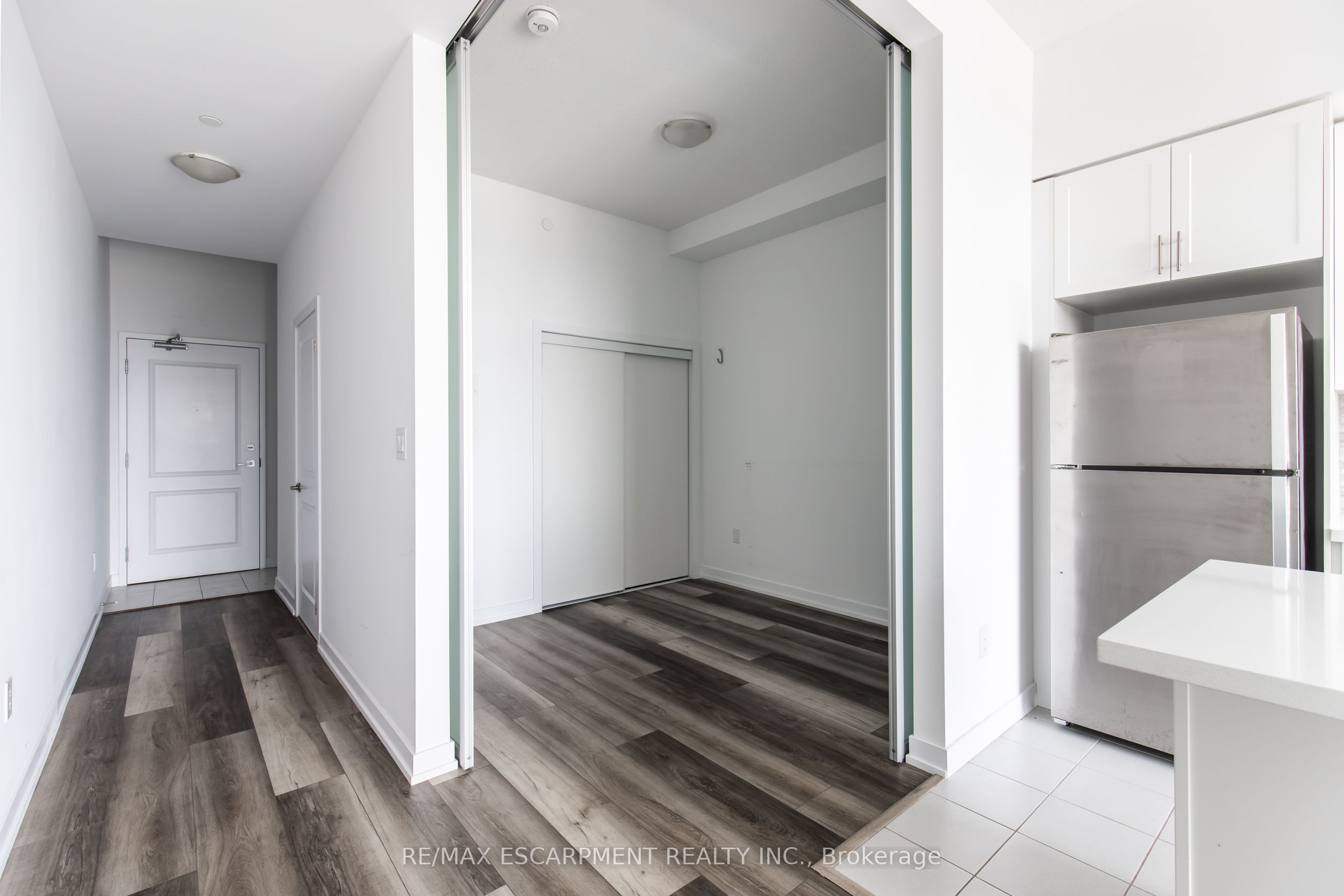 450 Dundas Street E 416 Property Photo 3