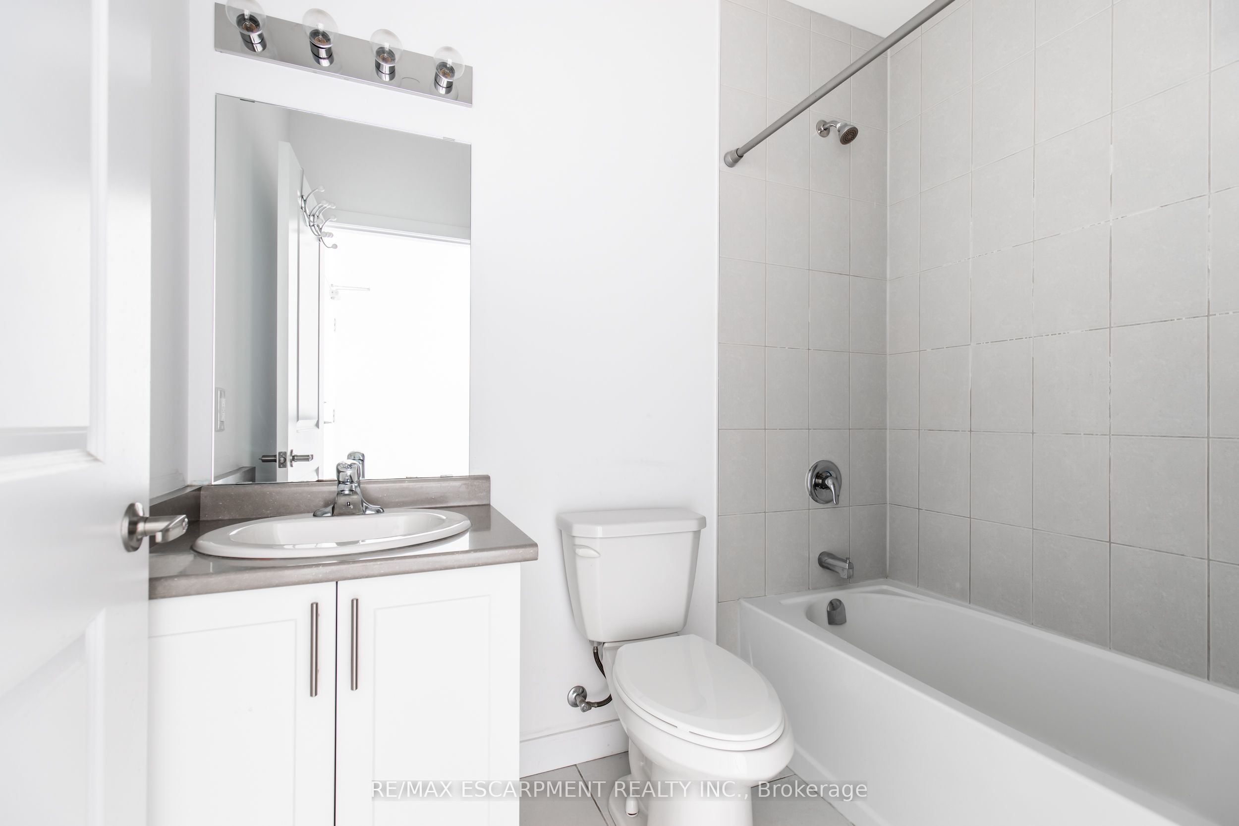 450 Dundas Street E 416 Property Photo 28