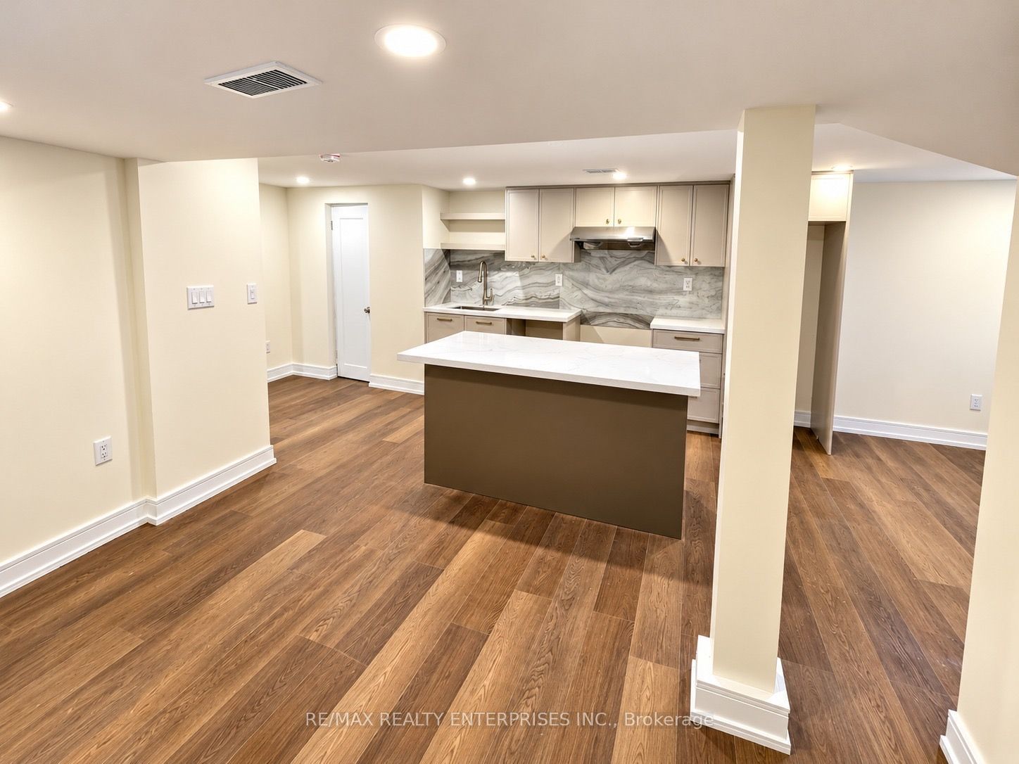 60 Royal Manor Drive Lower Property Photo 5