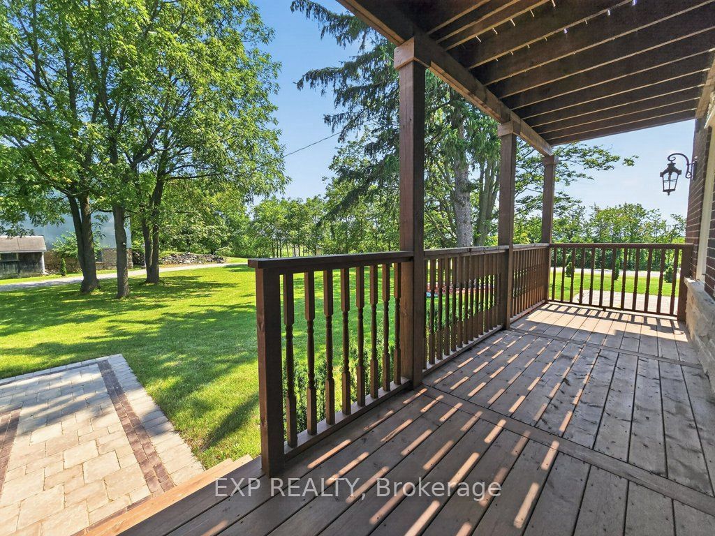 5255 Philp Road Property Photo 9