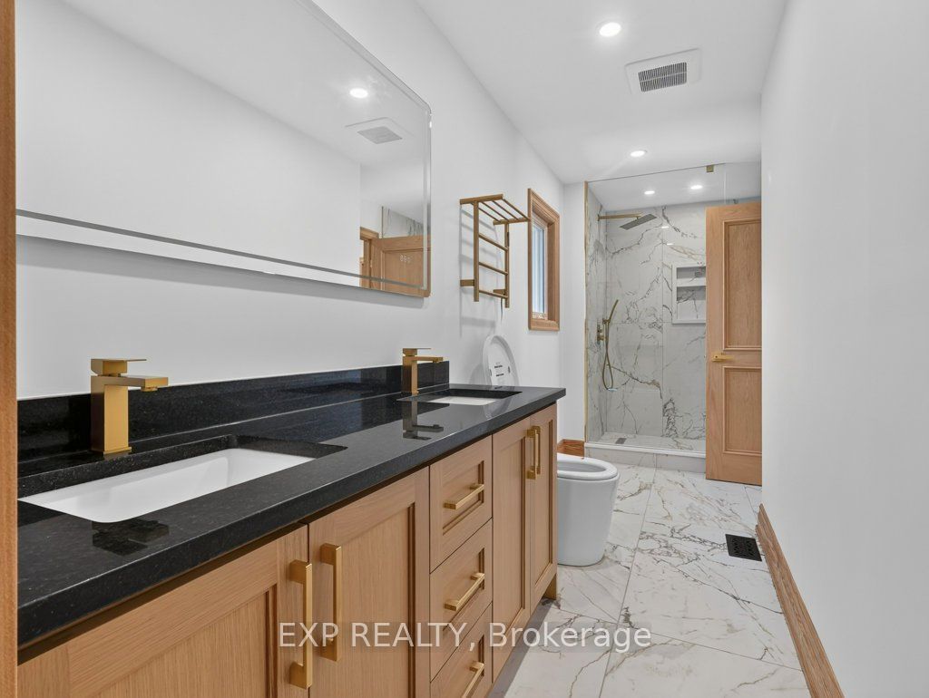 5255 Philp Road Property Photo 33