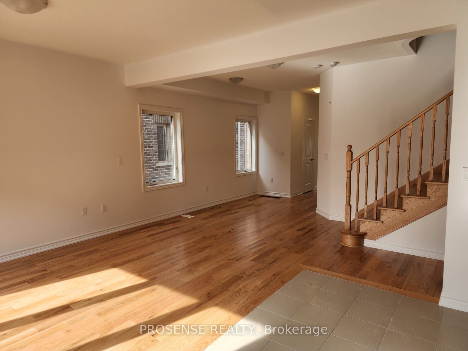 437 Van Dusen Avenue Property Photo 6