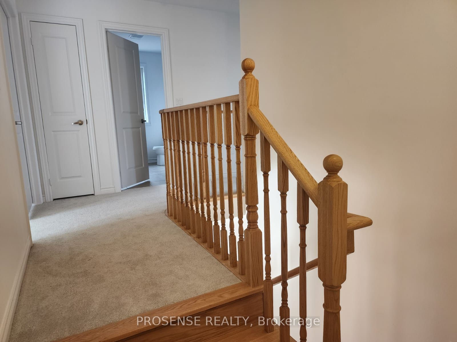 437 Van Dusen Avenue Property Photo 14