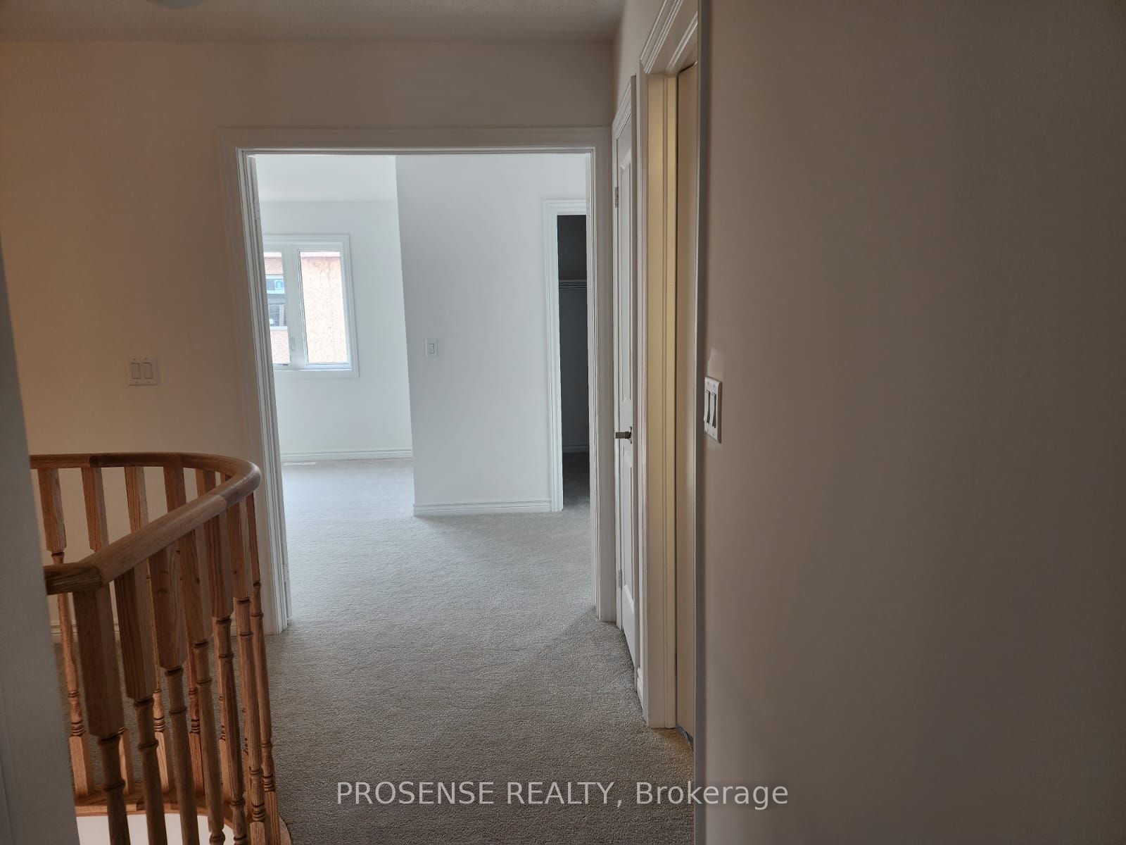 437 Van Dusen Avenue Property Photo 17