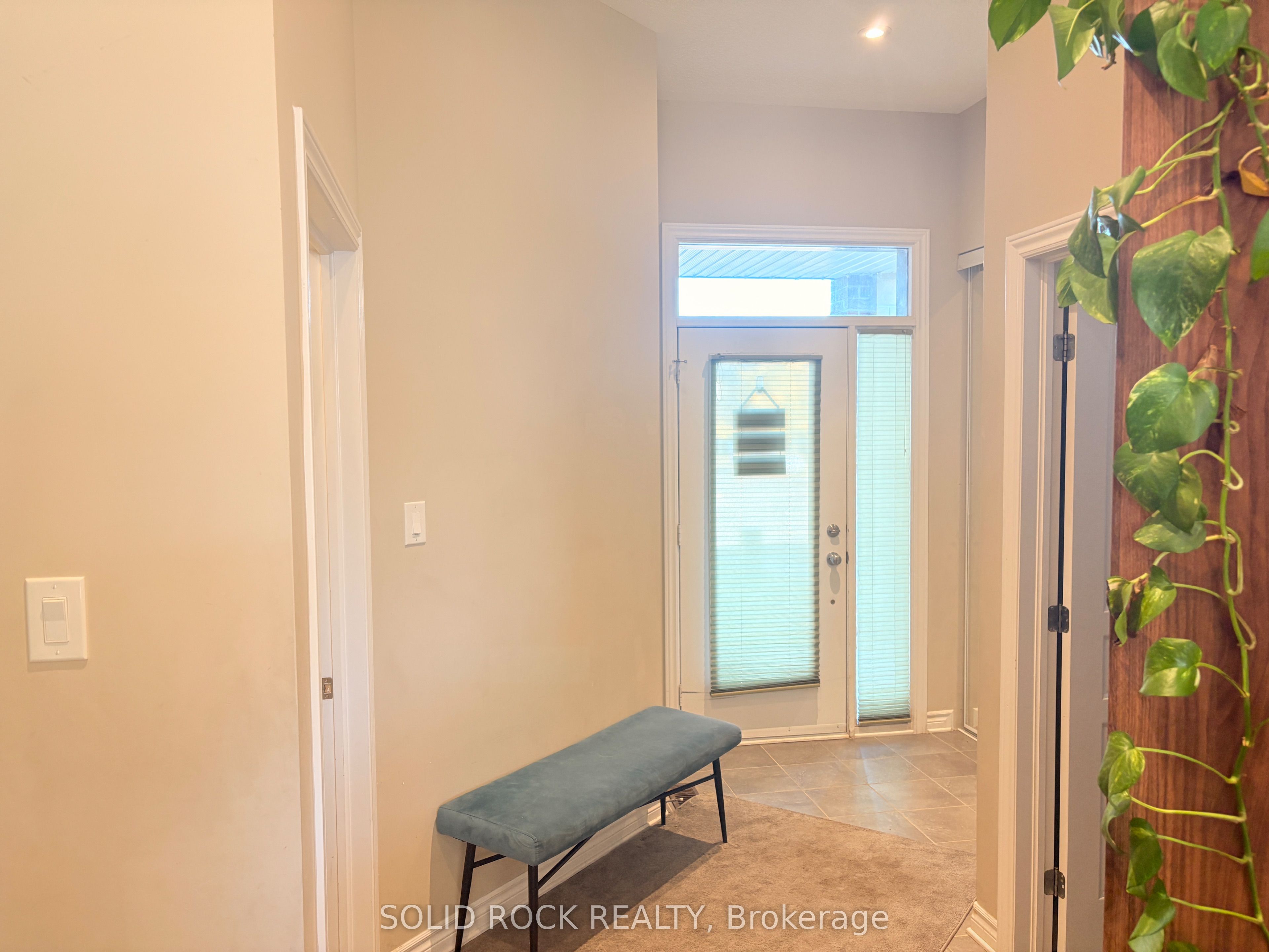 506 Stargazer Crescent Property Photo 3