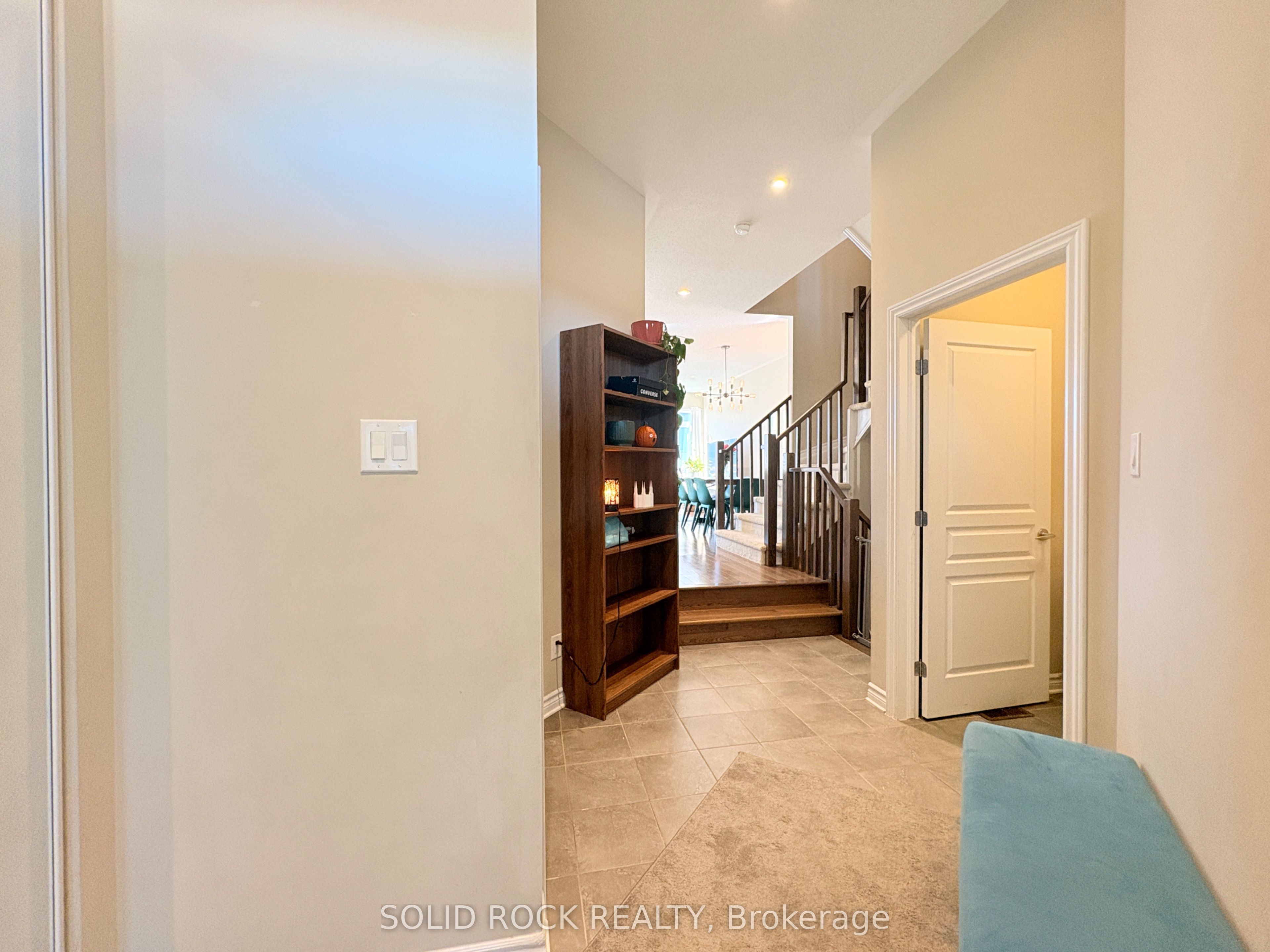 506 Stargazer Crescent Property Photo 5