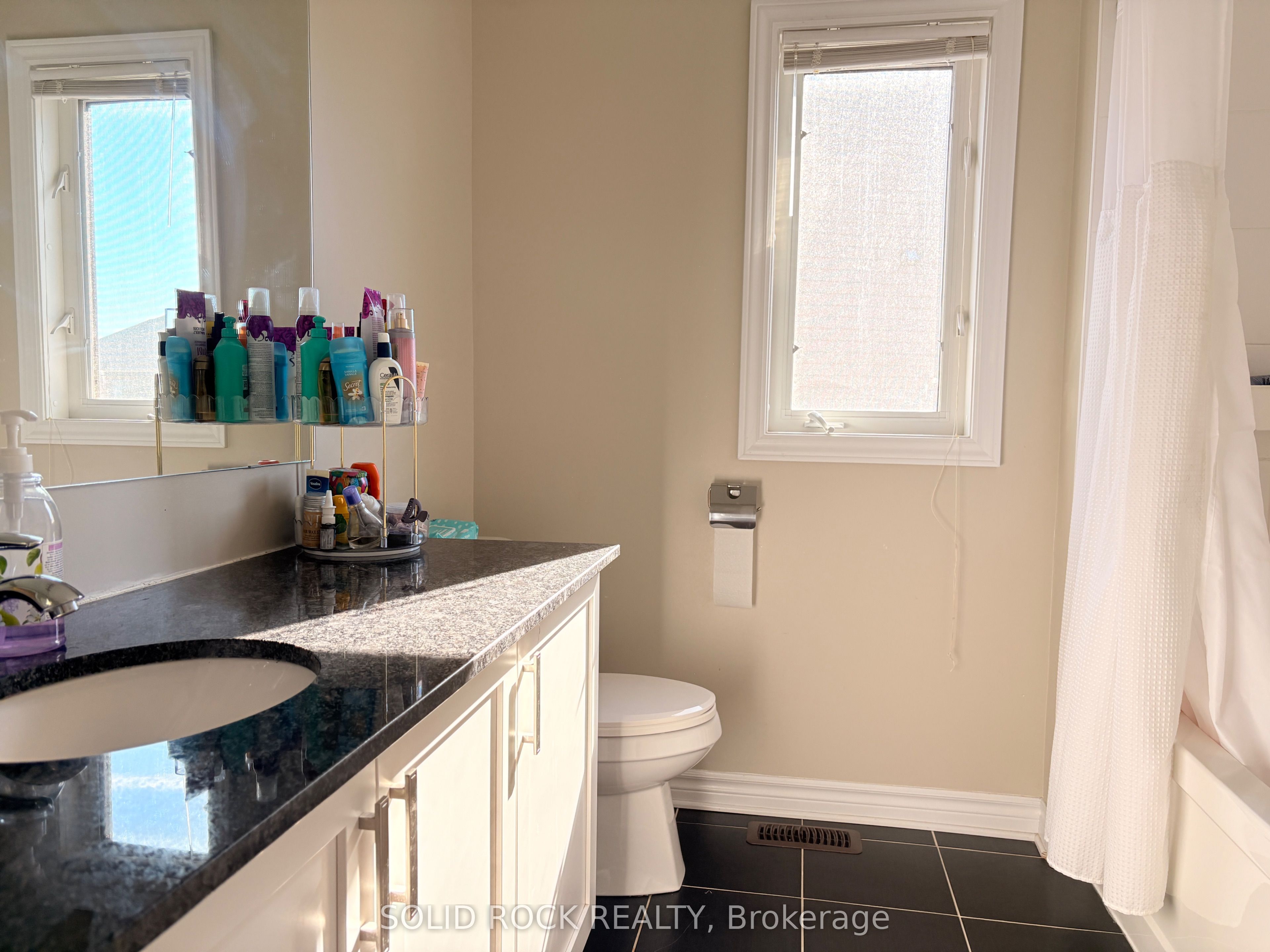 506 Stargazer Crescent Property Photo 28