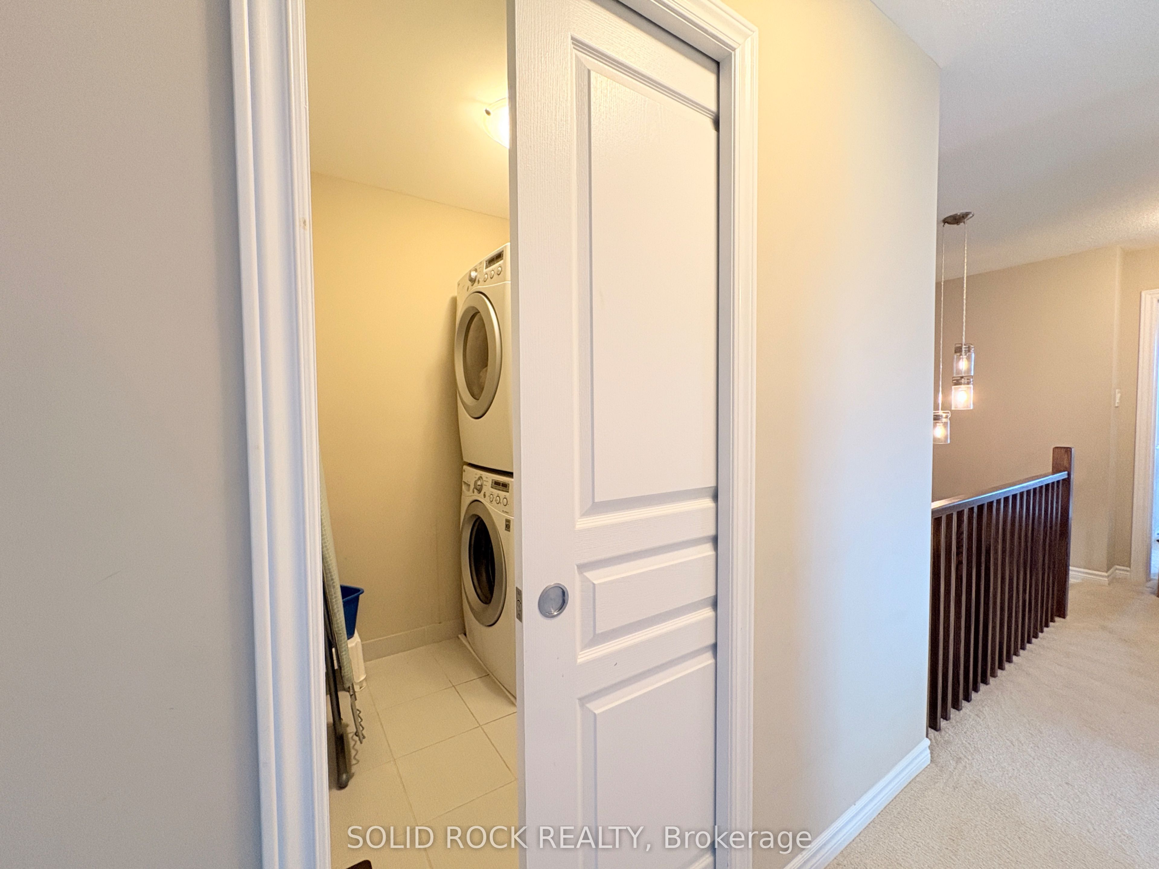506 Stargazer Crescent Property Photo 32