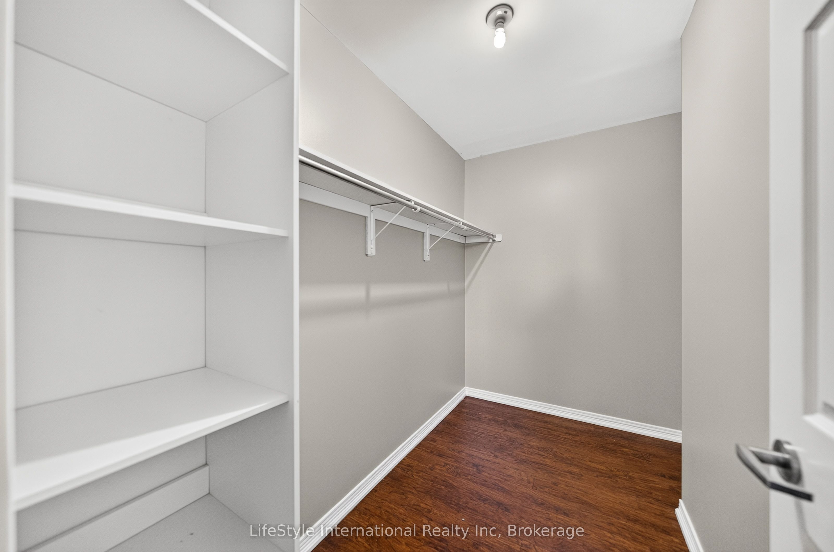 208 Silvercreek Parkway N 306 Property Photo 23