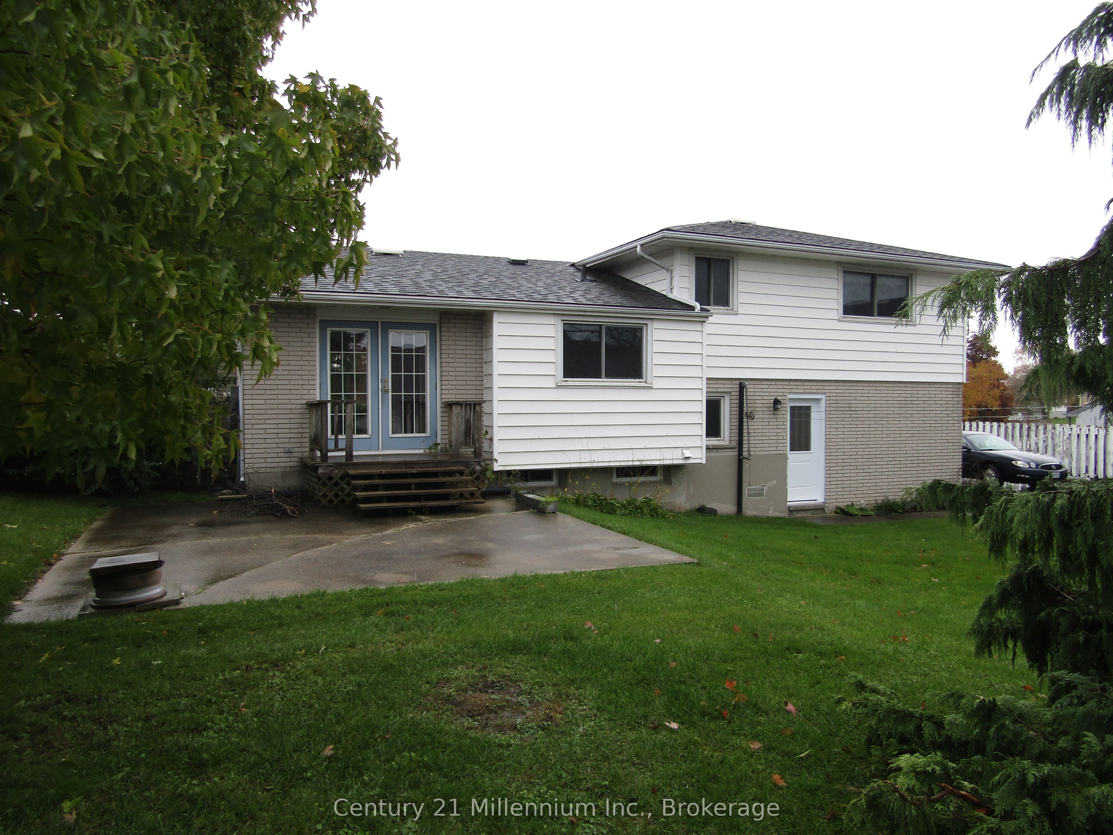 368 Princes Street S 1 Property Photo 4