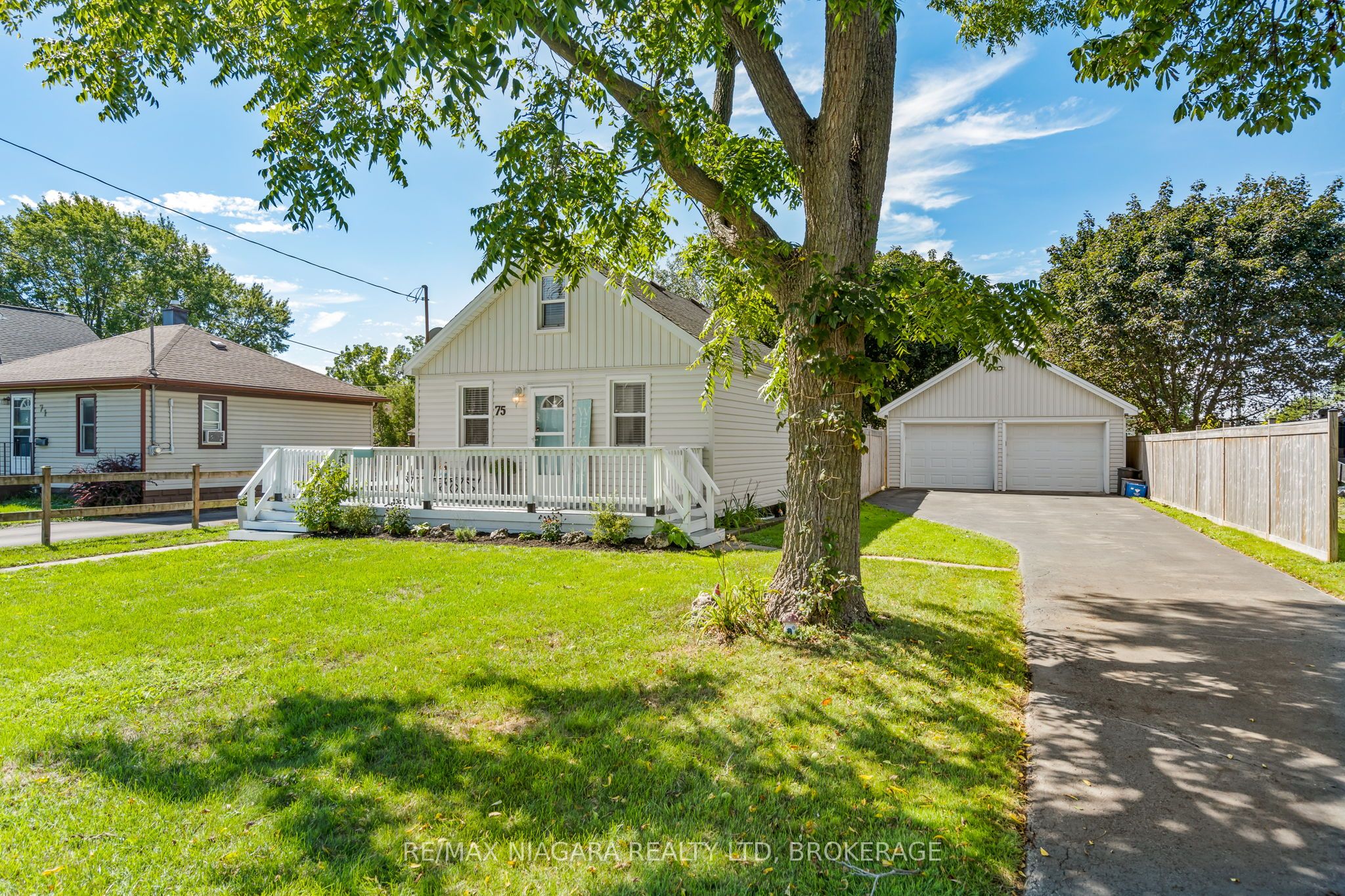 75 Knoll Street Property Photo 1