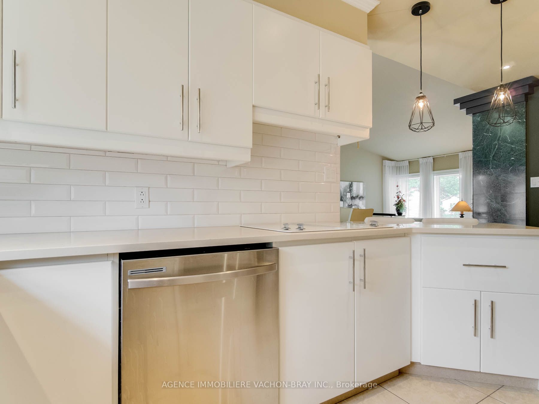 21050 Juniper Avenue Property Photo 8