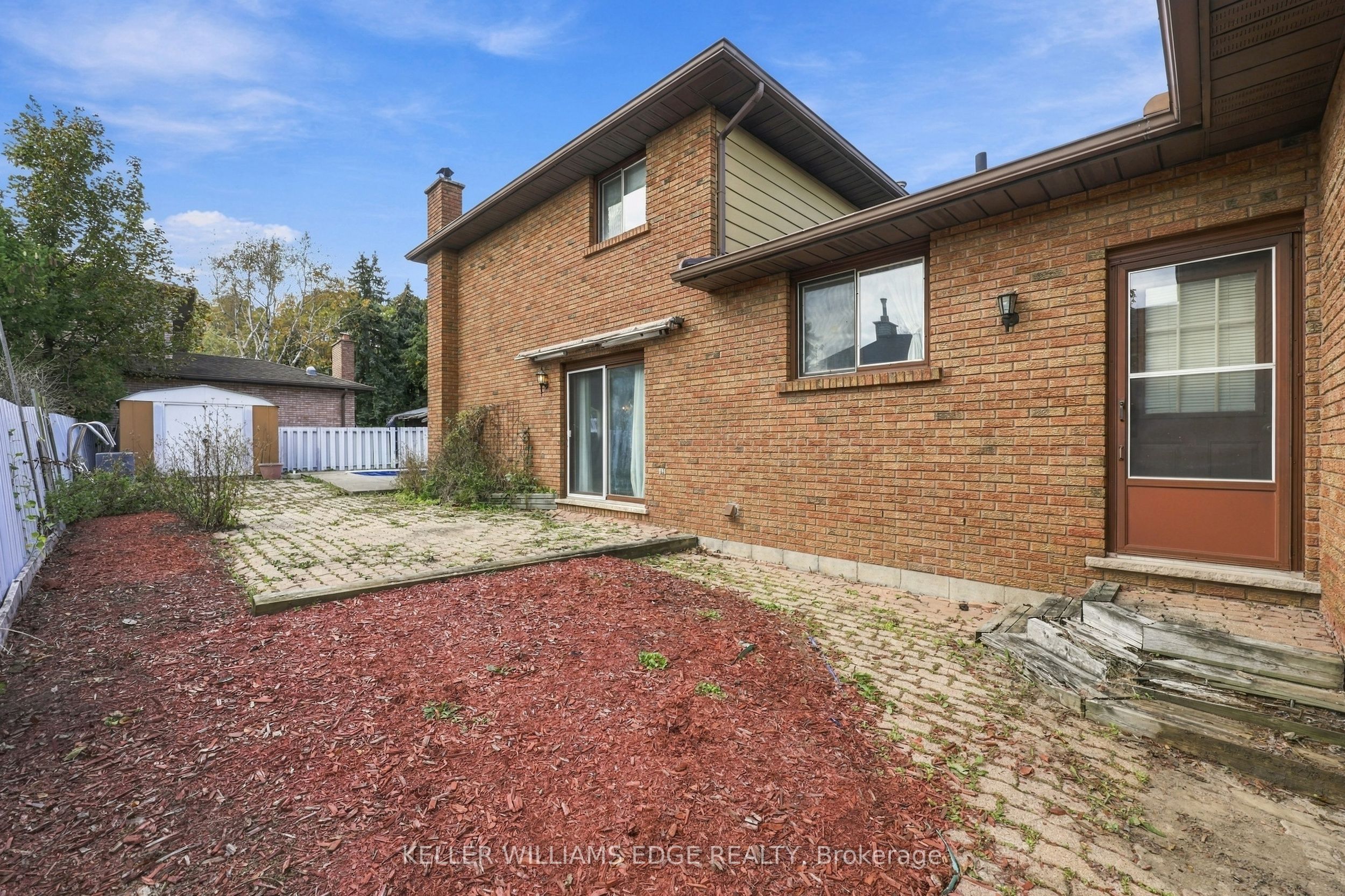 18 Midway Street Property Photo 14