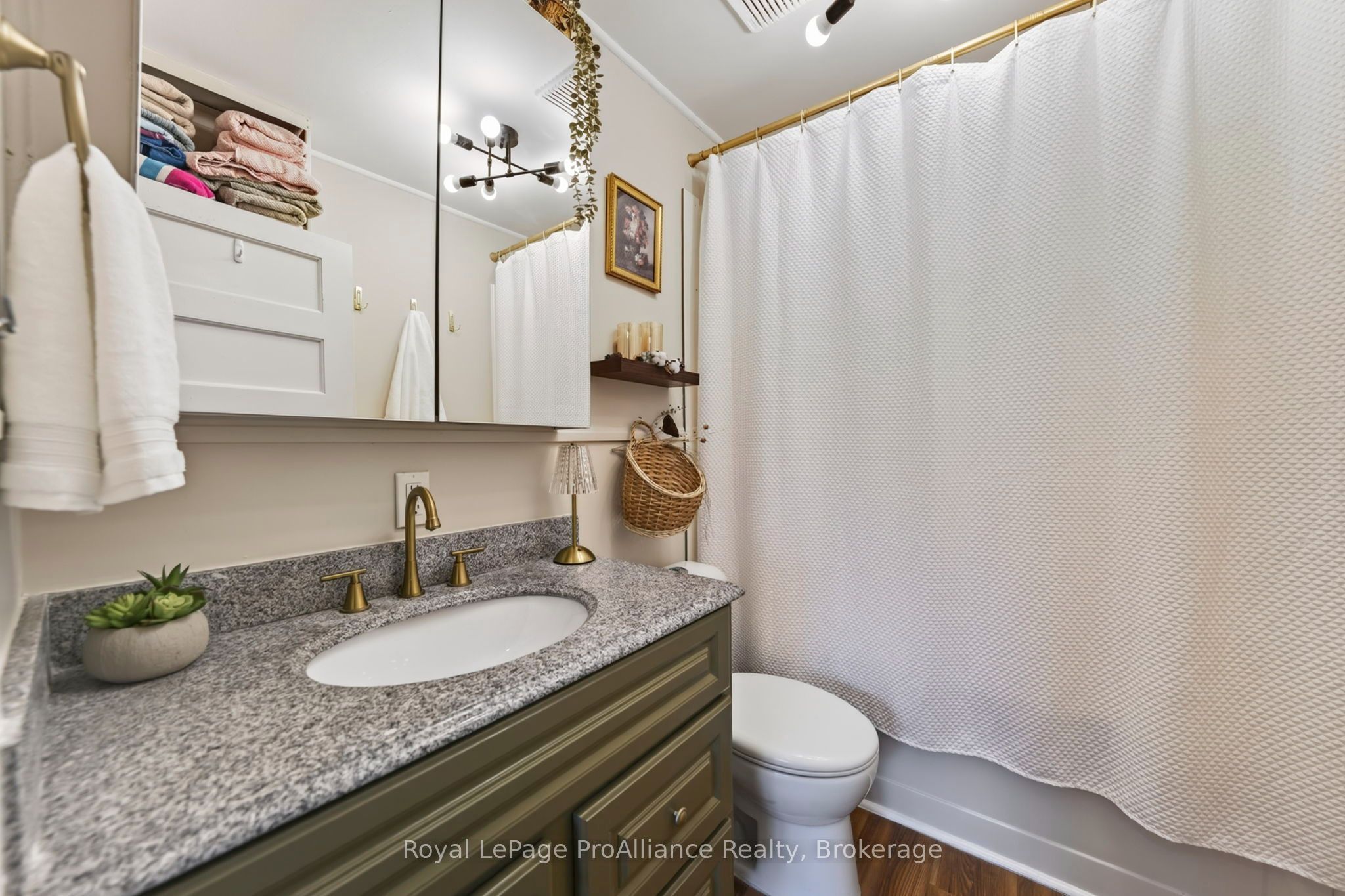 12 Kerr Crescent Property Photo 11