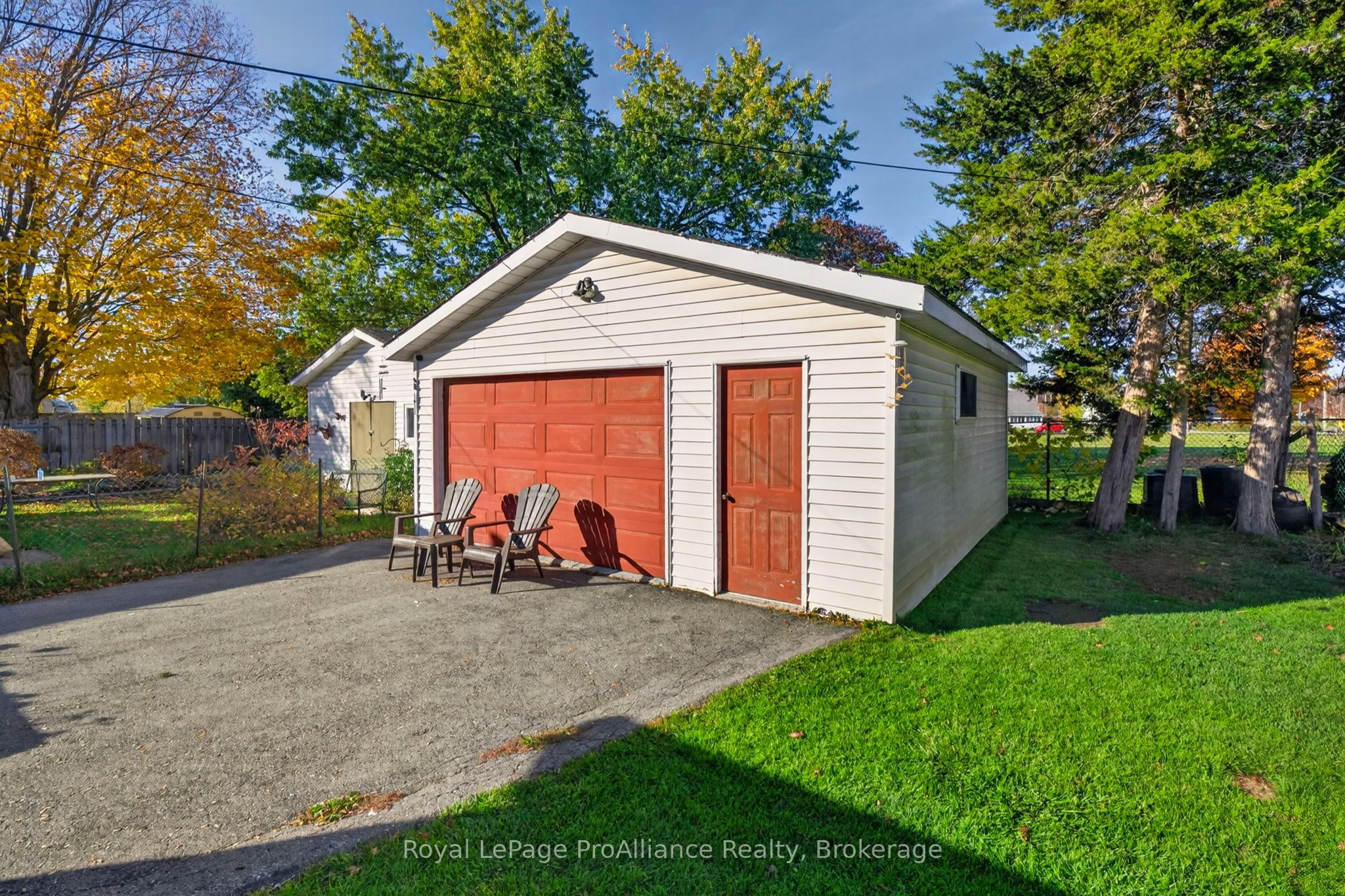 12 Kerr Crescent Property Photo 17