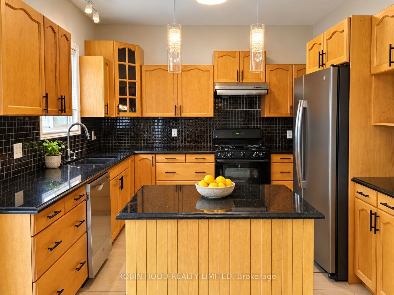377 Berryhill Place Property Photo 15