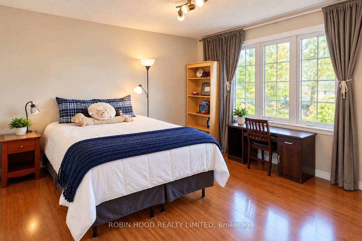 377 Berryhill Place Property Photo 24