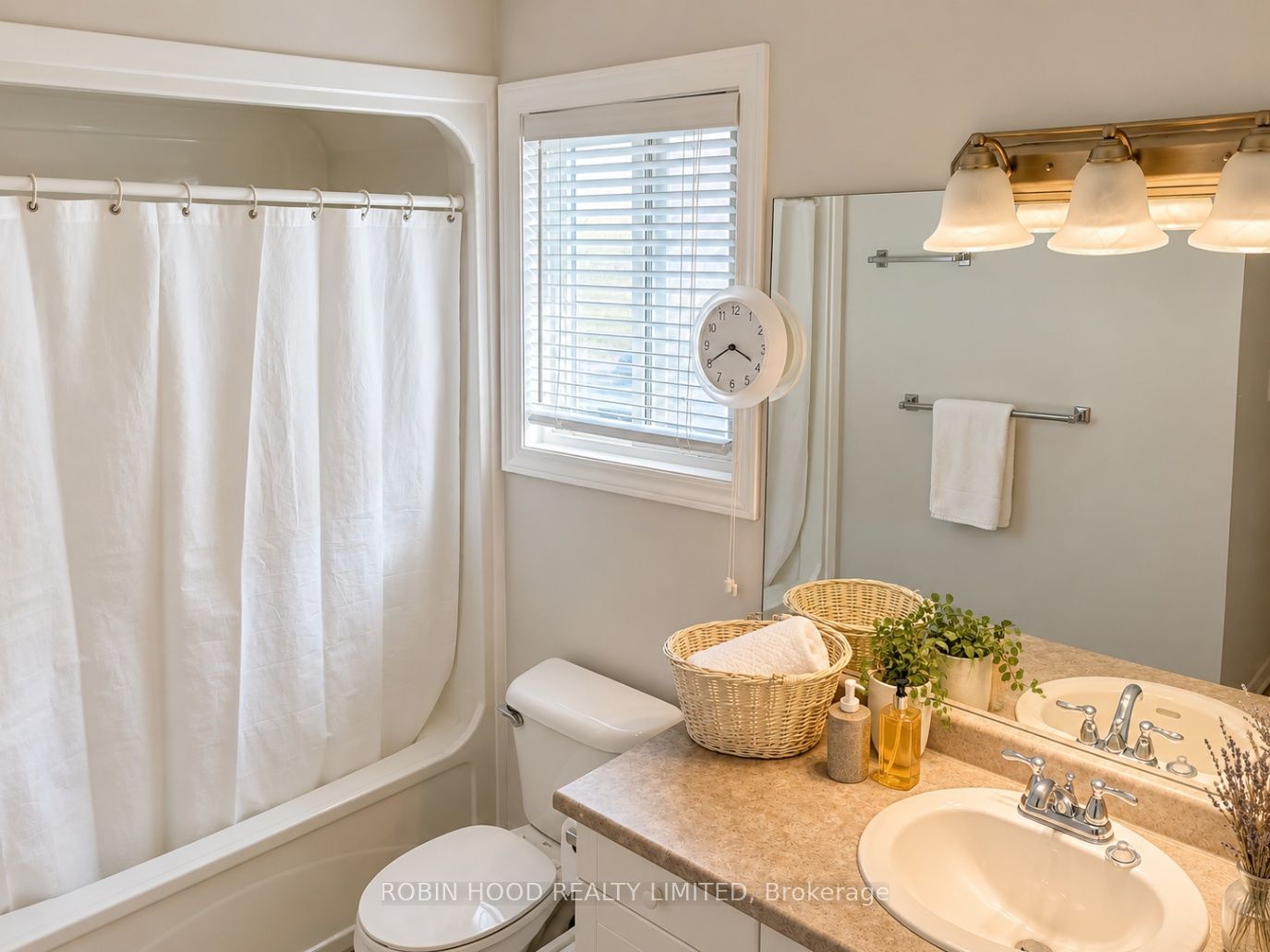 377 Berryhill Place Property Photo 25